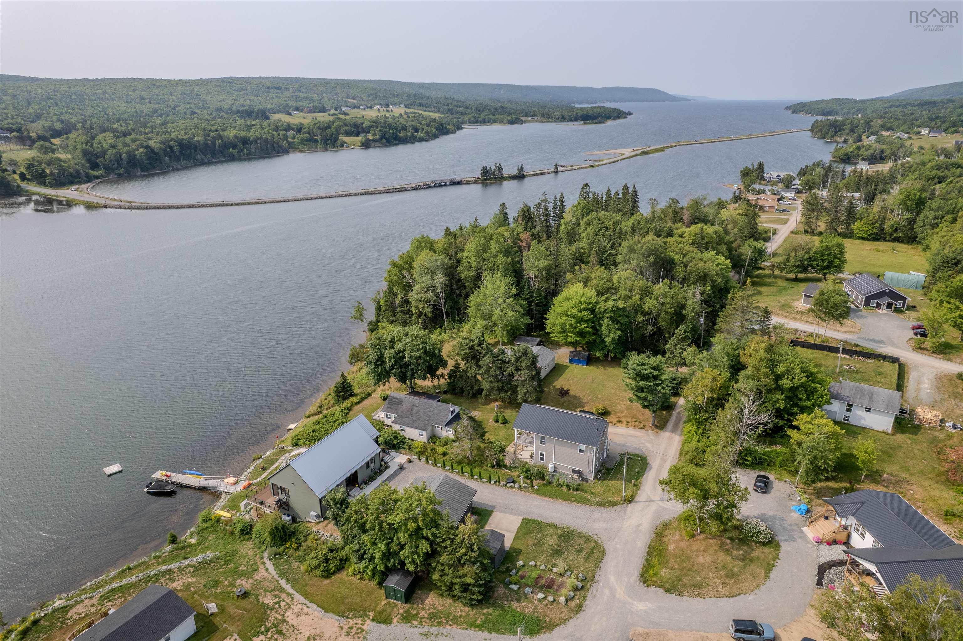 $419,999.00: 115 Morrison Road, North Side East Bay