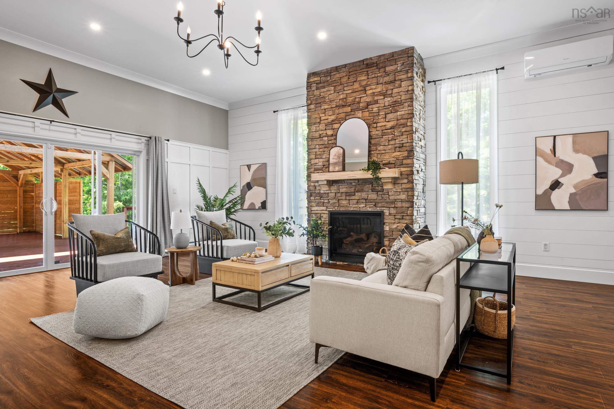 $699,900.00: 40 Merganser Avenue, Timberlea