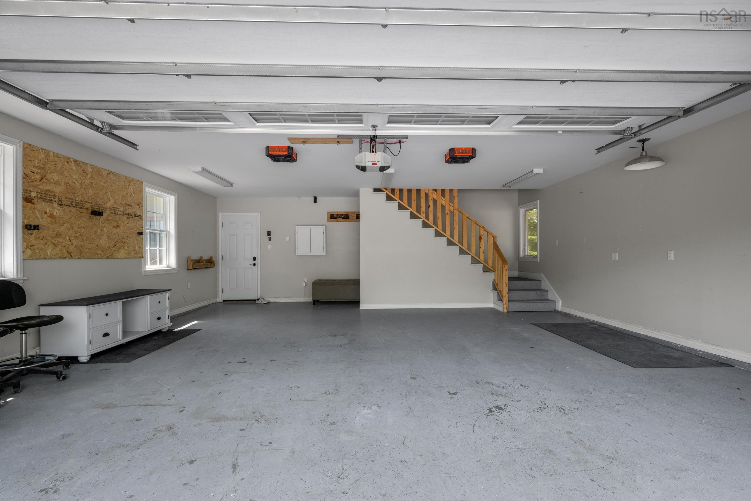 $699,900.00: 40 Merganser Avenue, Timberlea