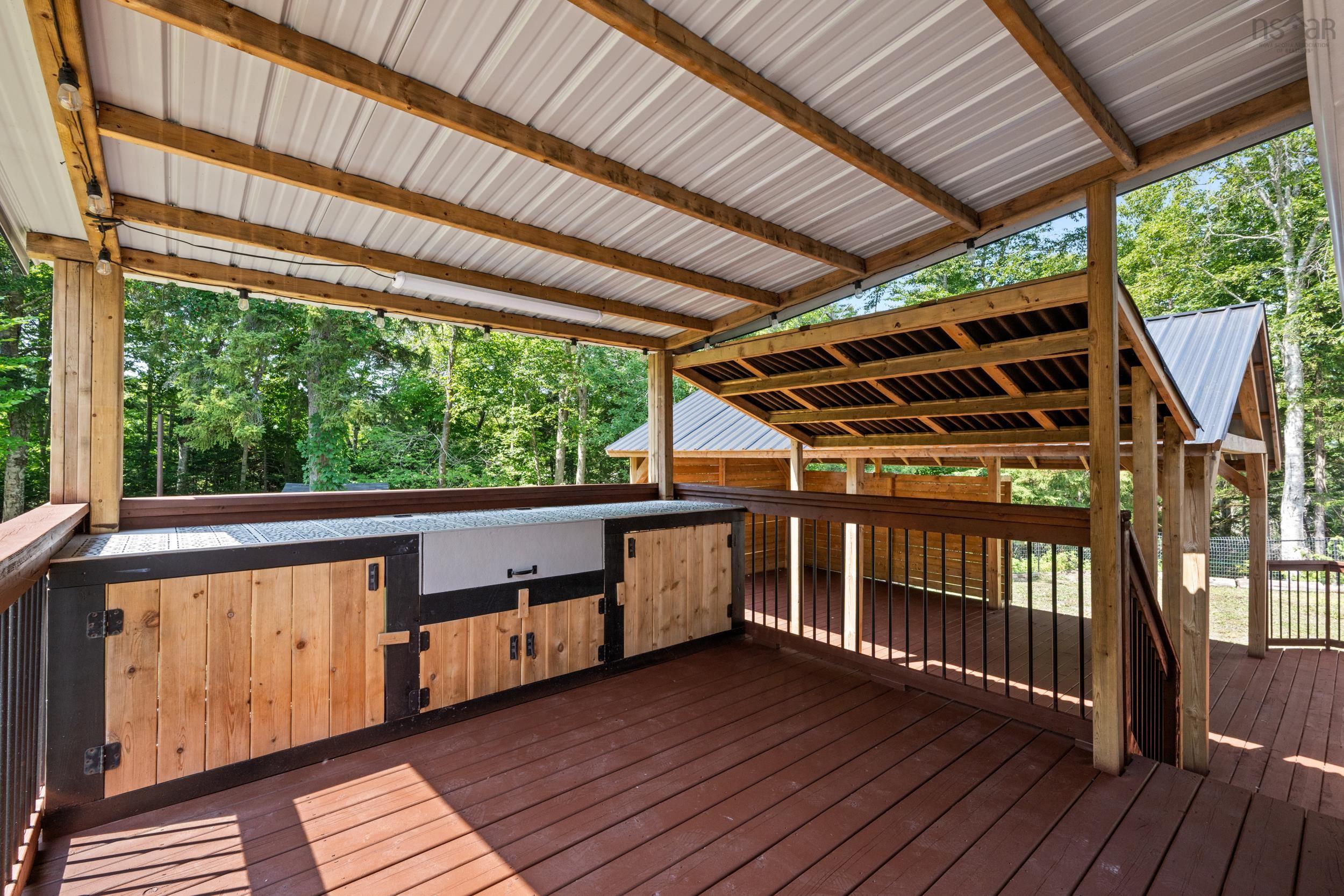 $699,900.00: 40 Merganser Avenue, Timberlea