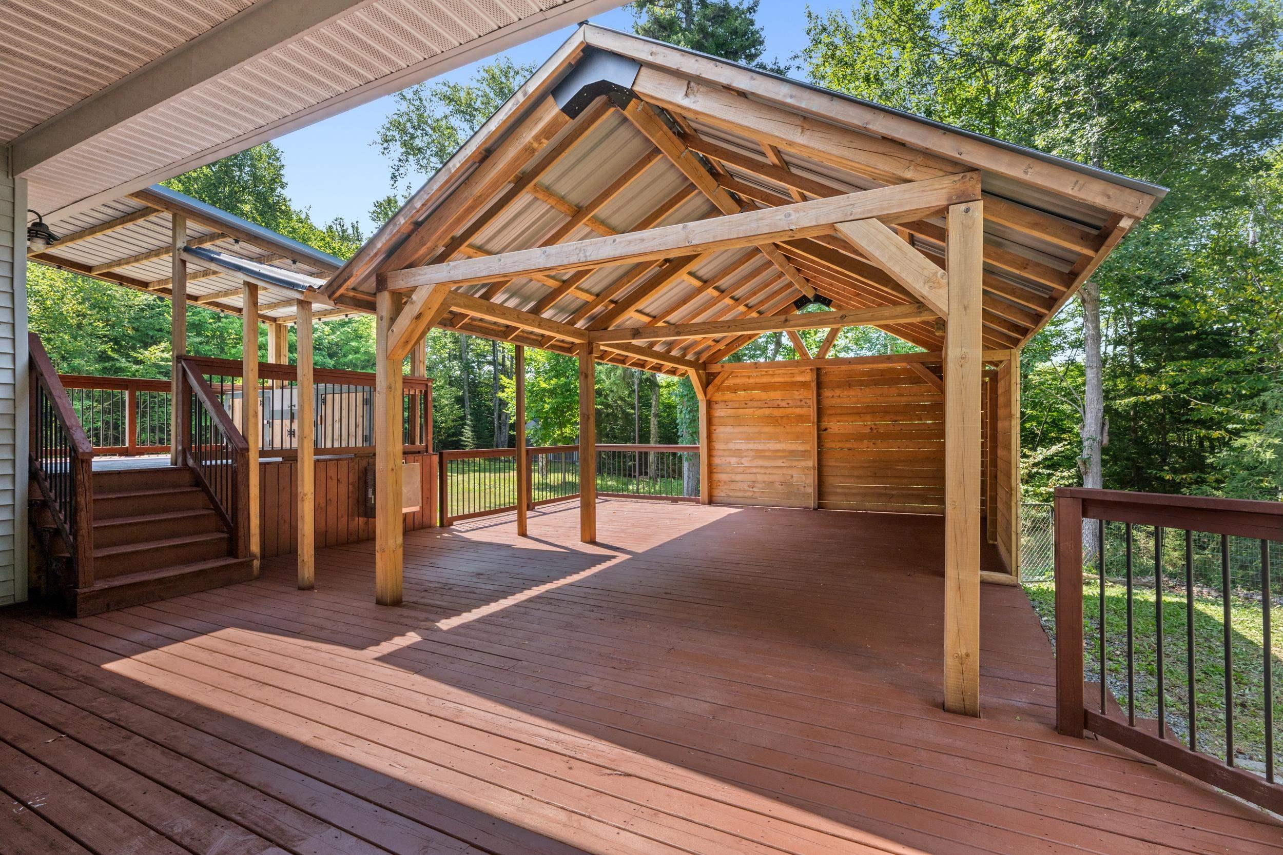 $699,900.00: 40 Merganser Avenue, Timberlea