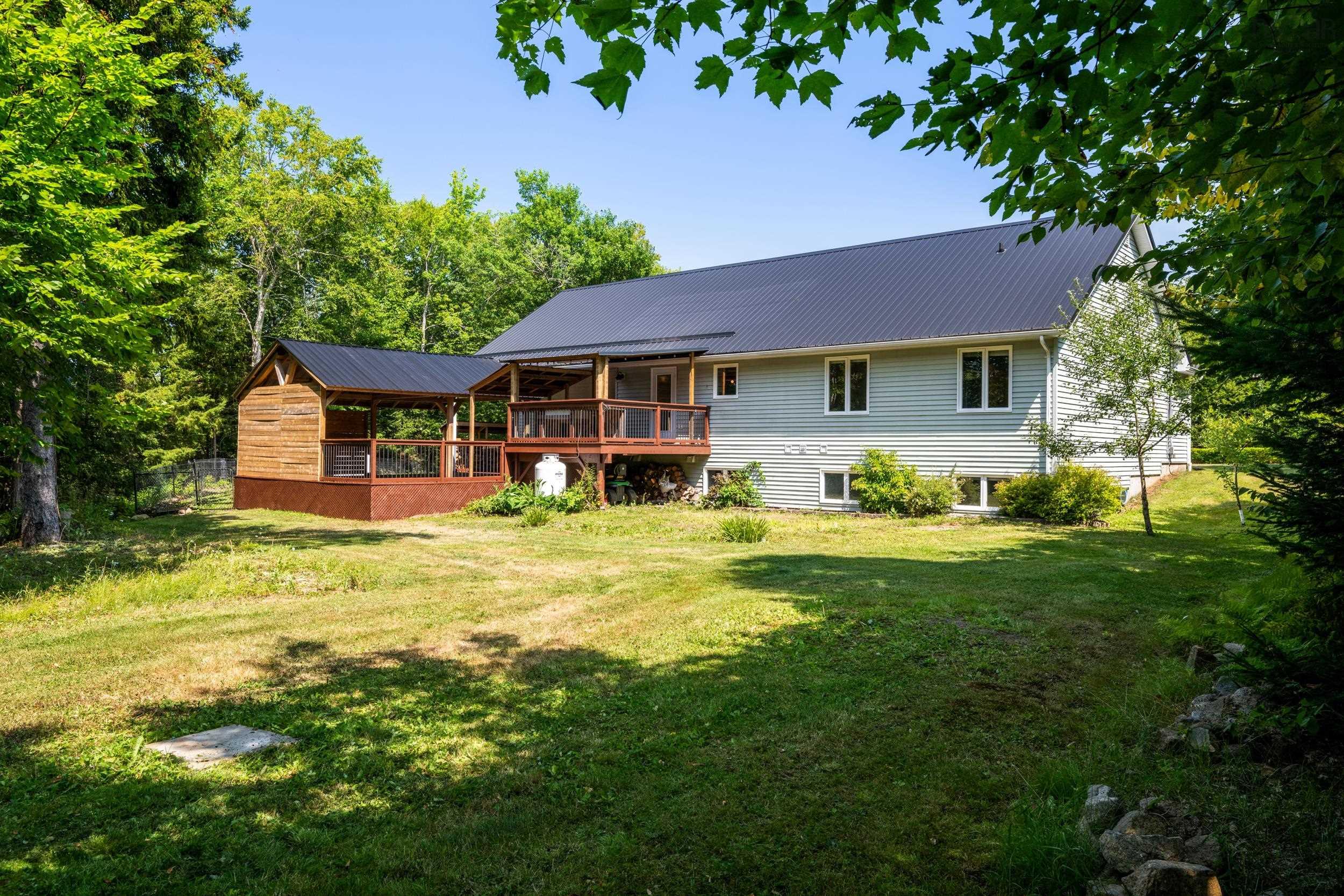 $699,900.00: 40 Merganser Avenue, Timberlea