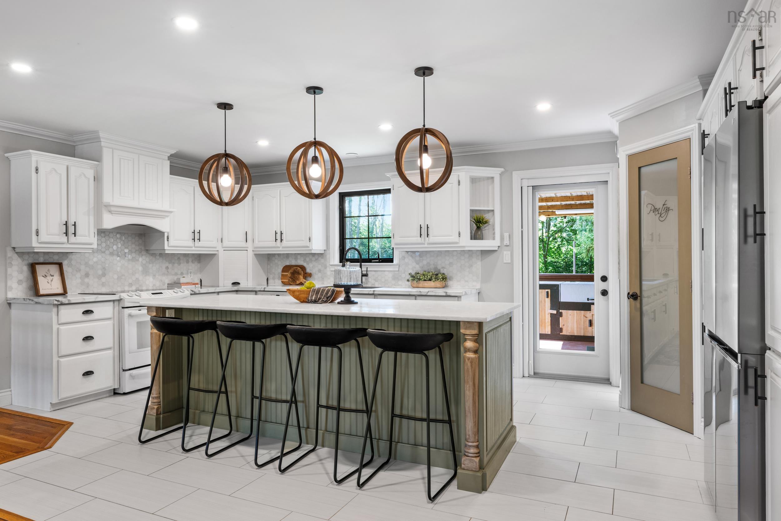 $699,900.00: 40 Merganser Avenue, Timberlea