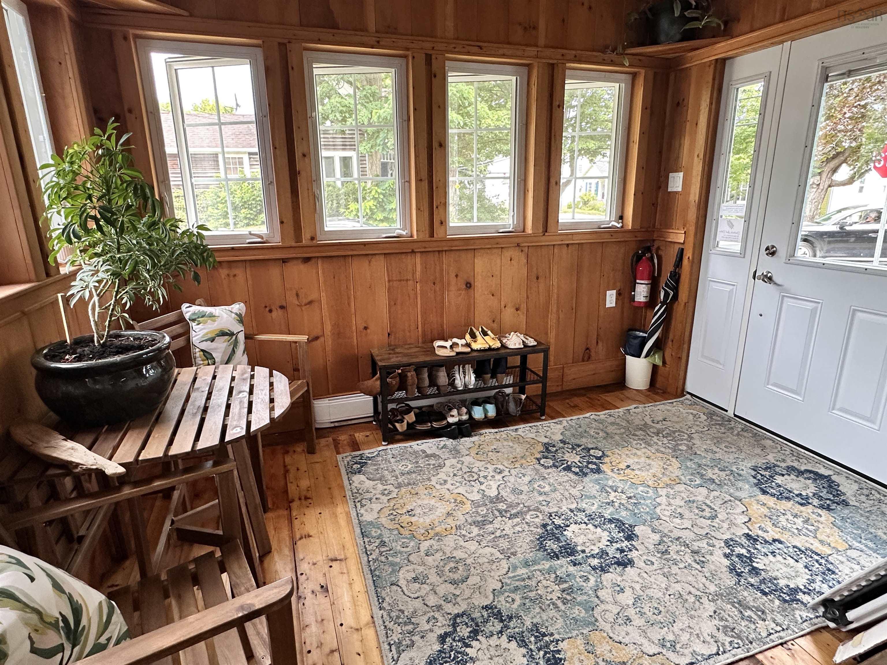 103 Bristol Avenue, Liverpool, NS (MLS 202520518)