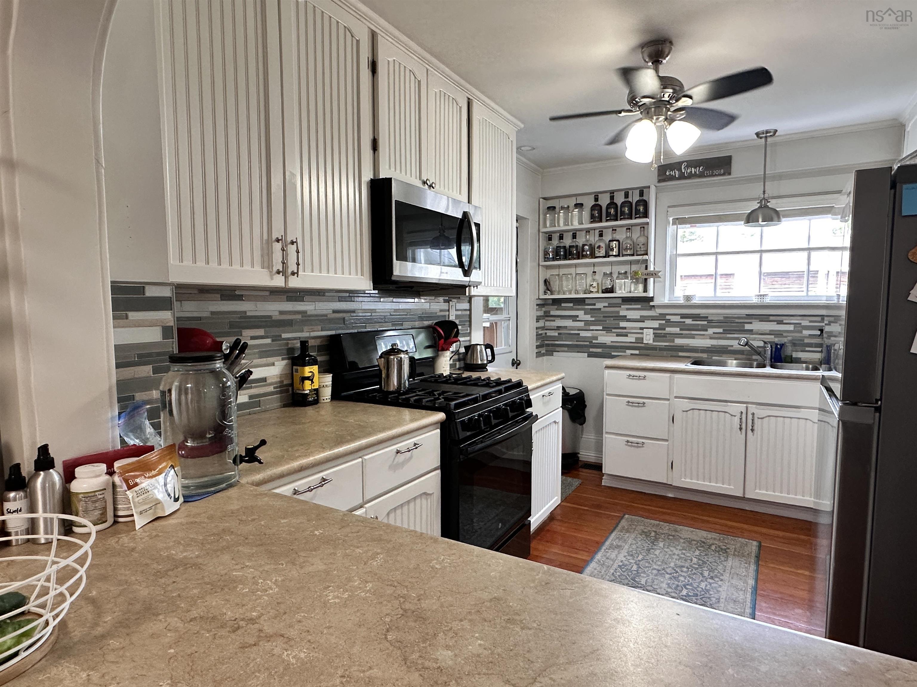 103 Bristol Avenue, Liverpool, NS (MLS 202520518)