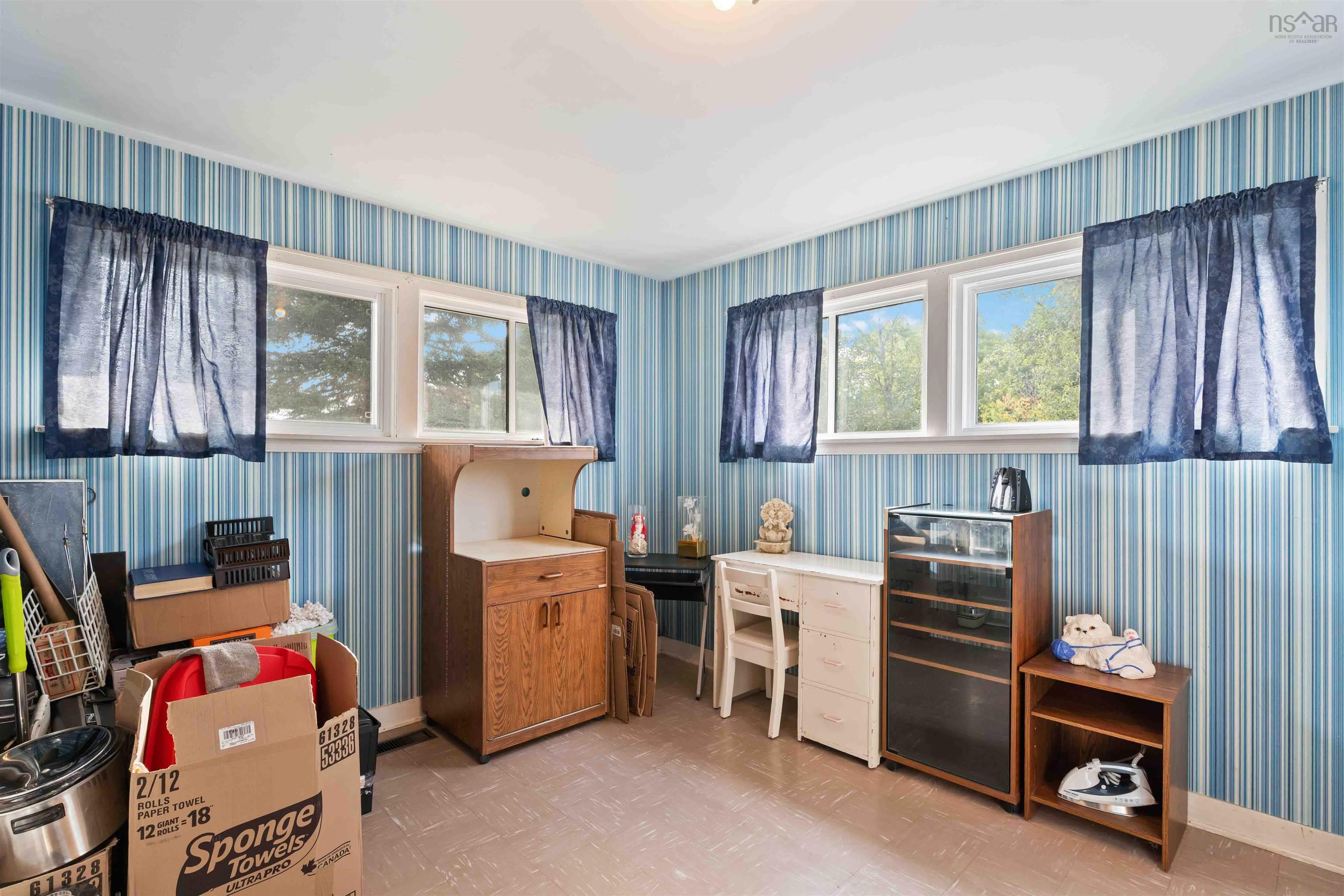 $299,900.00: 42 Willow Street, East Kingston