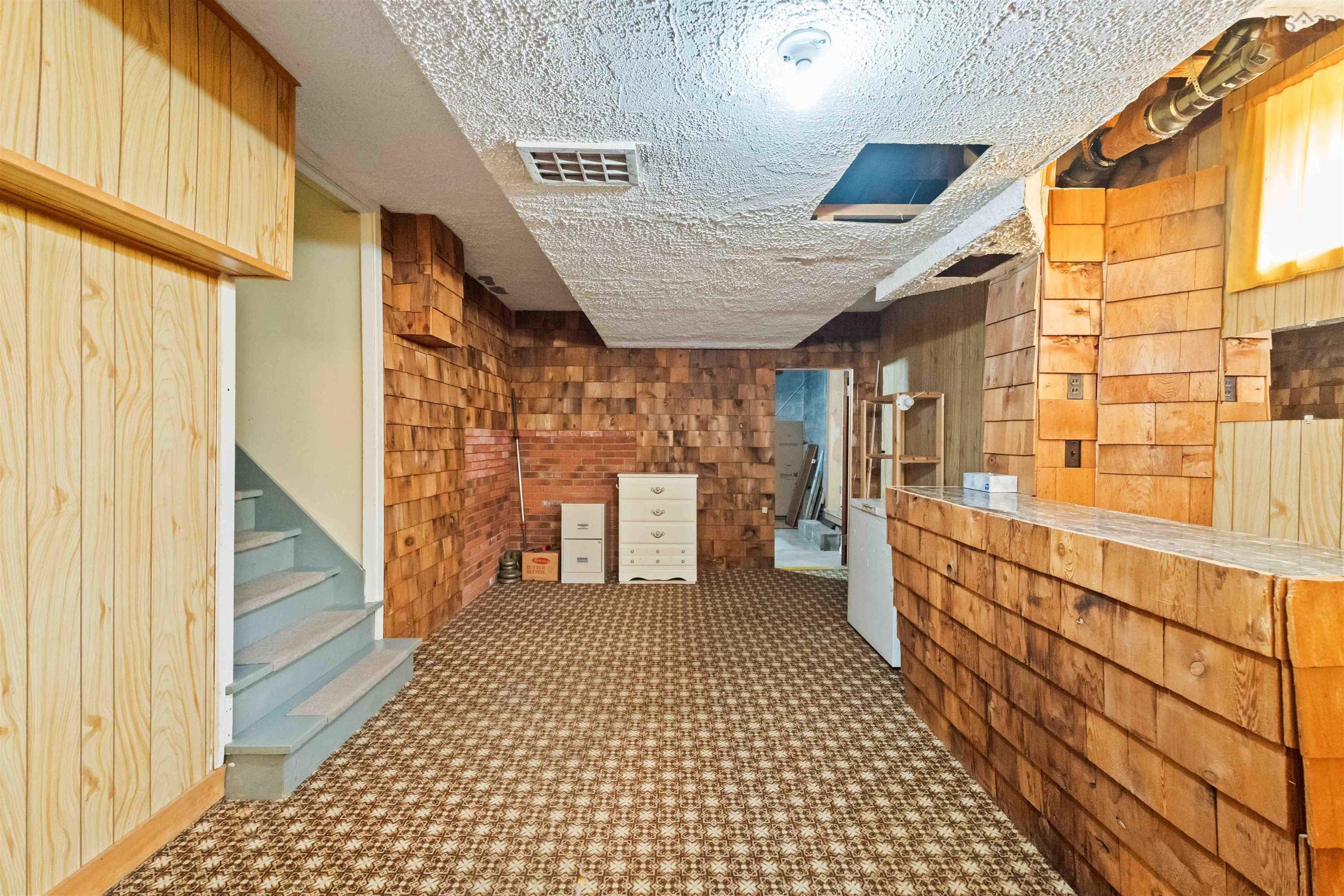 $299,900.00: 42 Willow Street, East Kingston