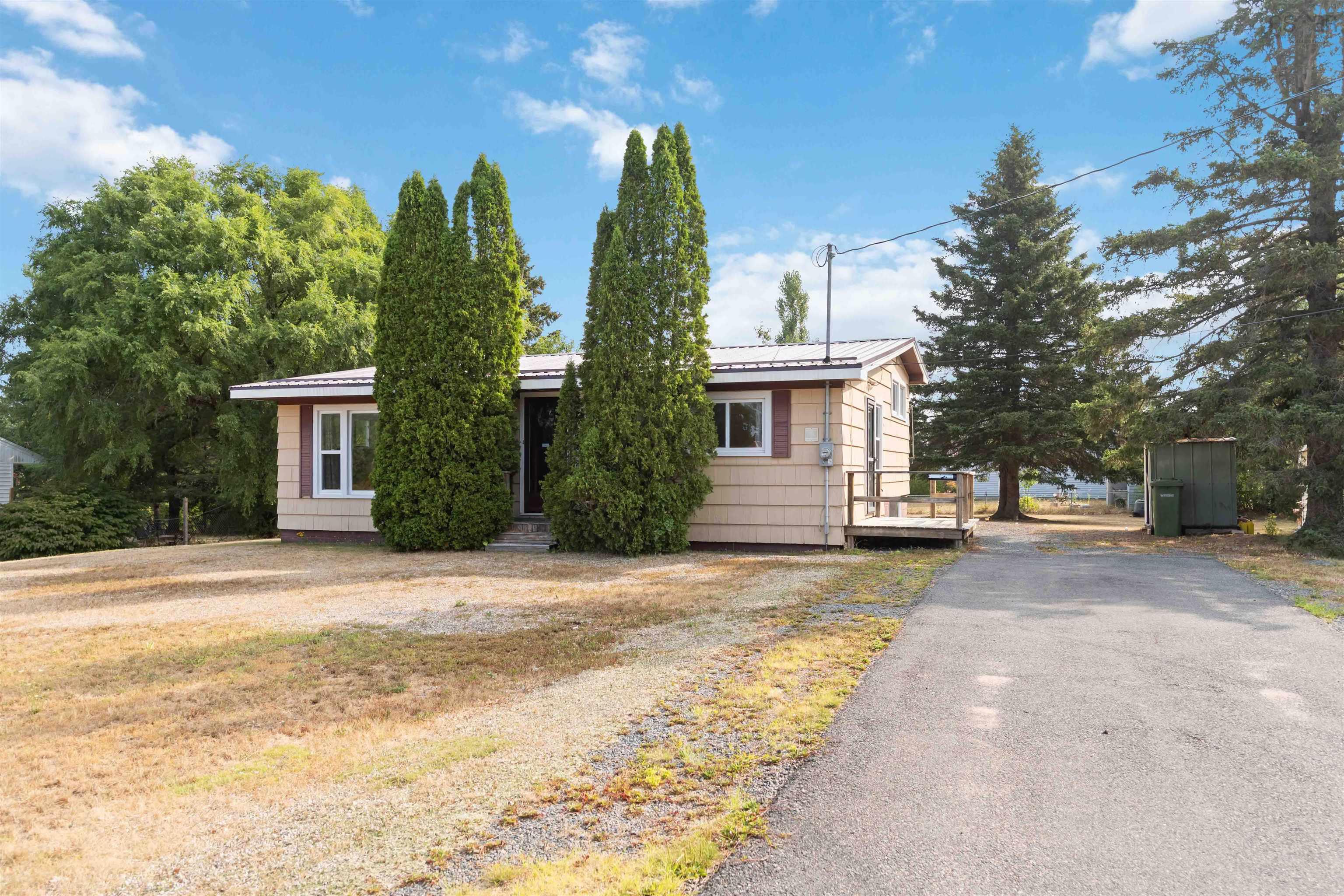 $299,900.00: 42 Willow Street, East Kingston