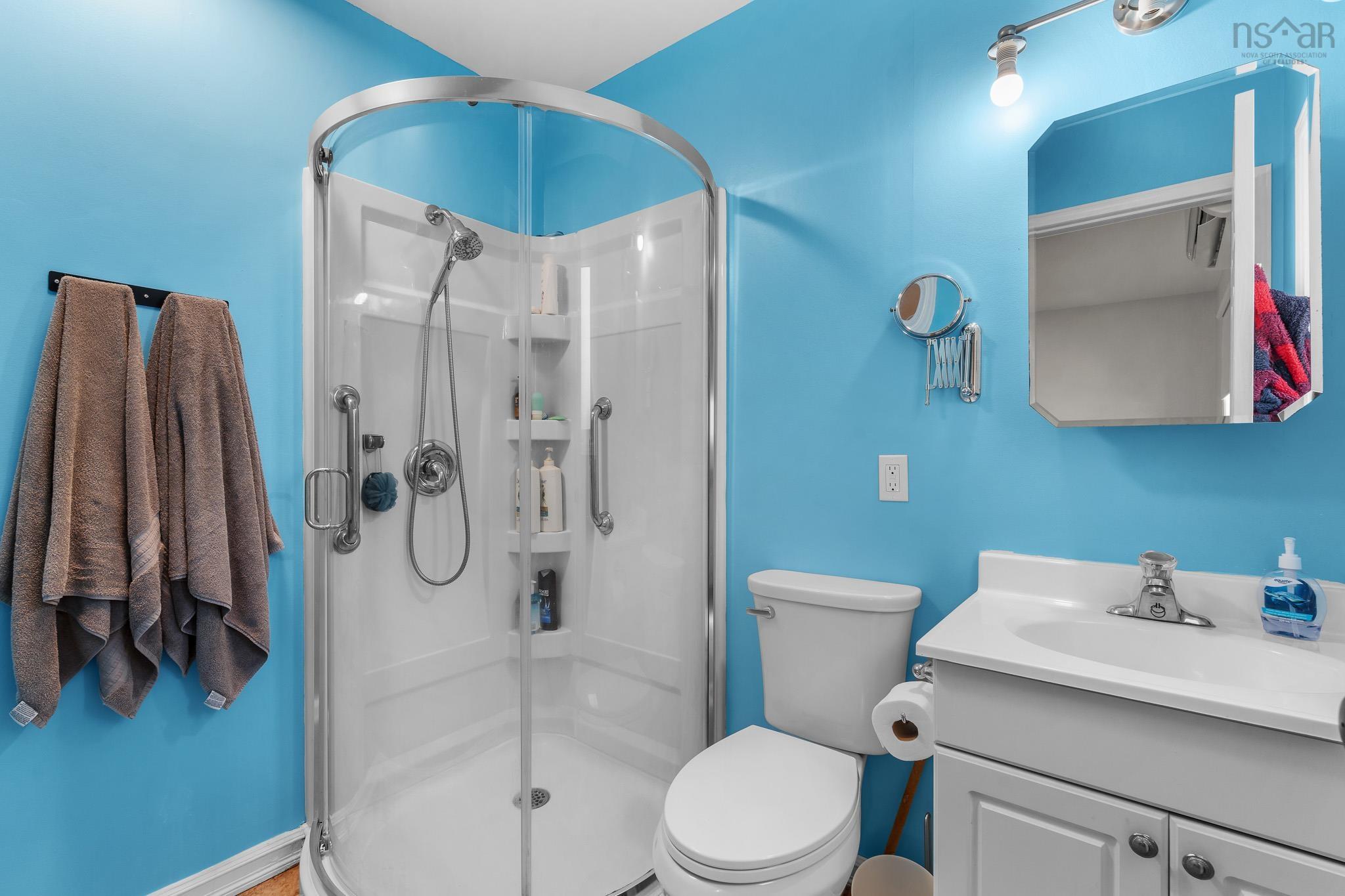 $499,900.00: 71 Cedar Crescent, Dartmouth