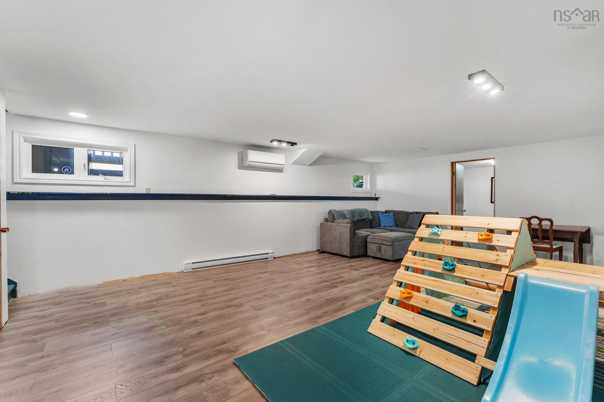 $499,900.00: 71 Cedar Crescent, Dartmouth