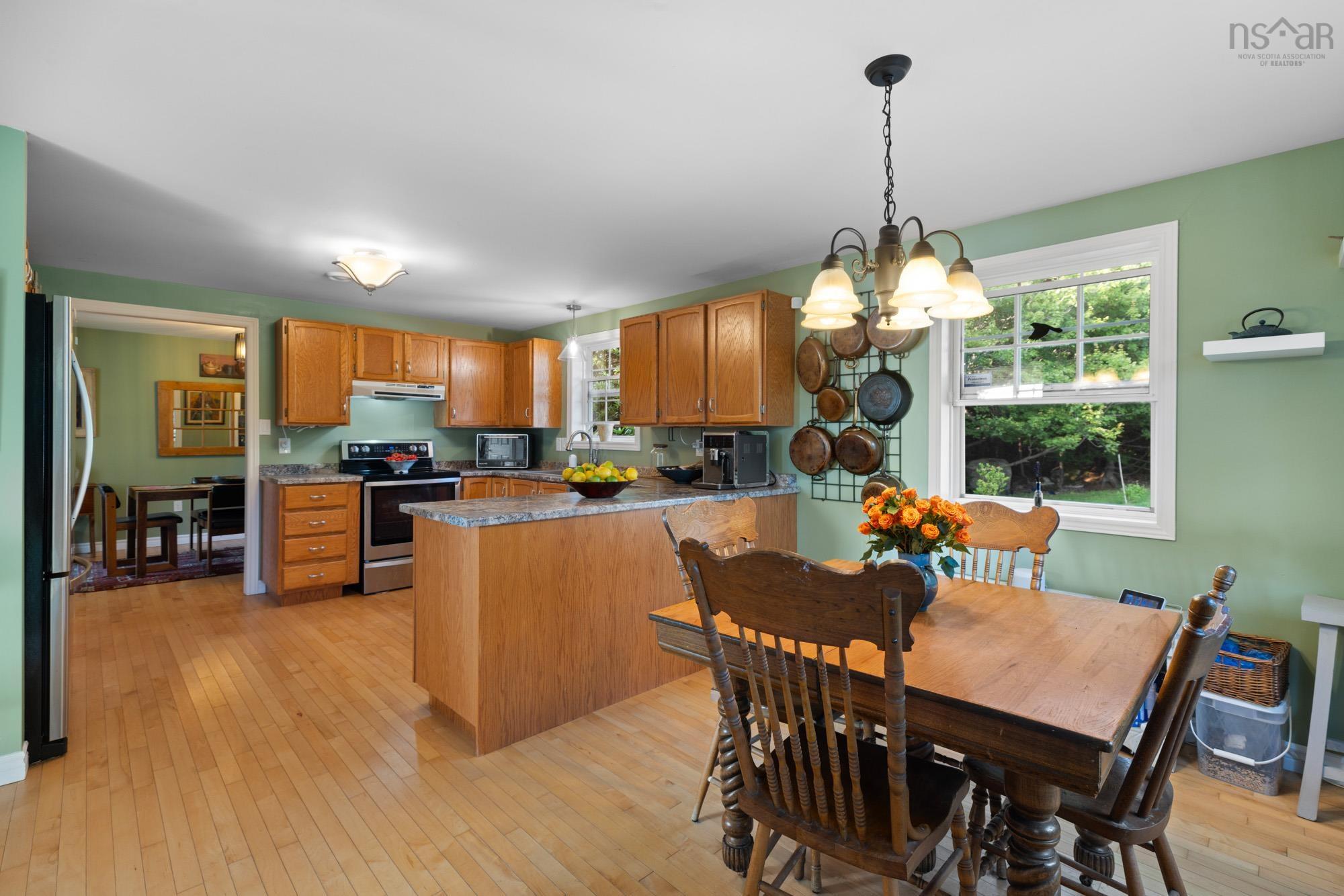 $850,000.00: 8748 Peggys Cove Road, Indian Harbour