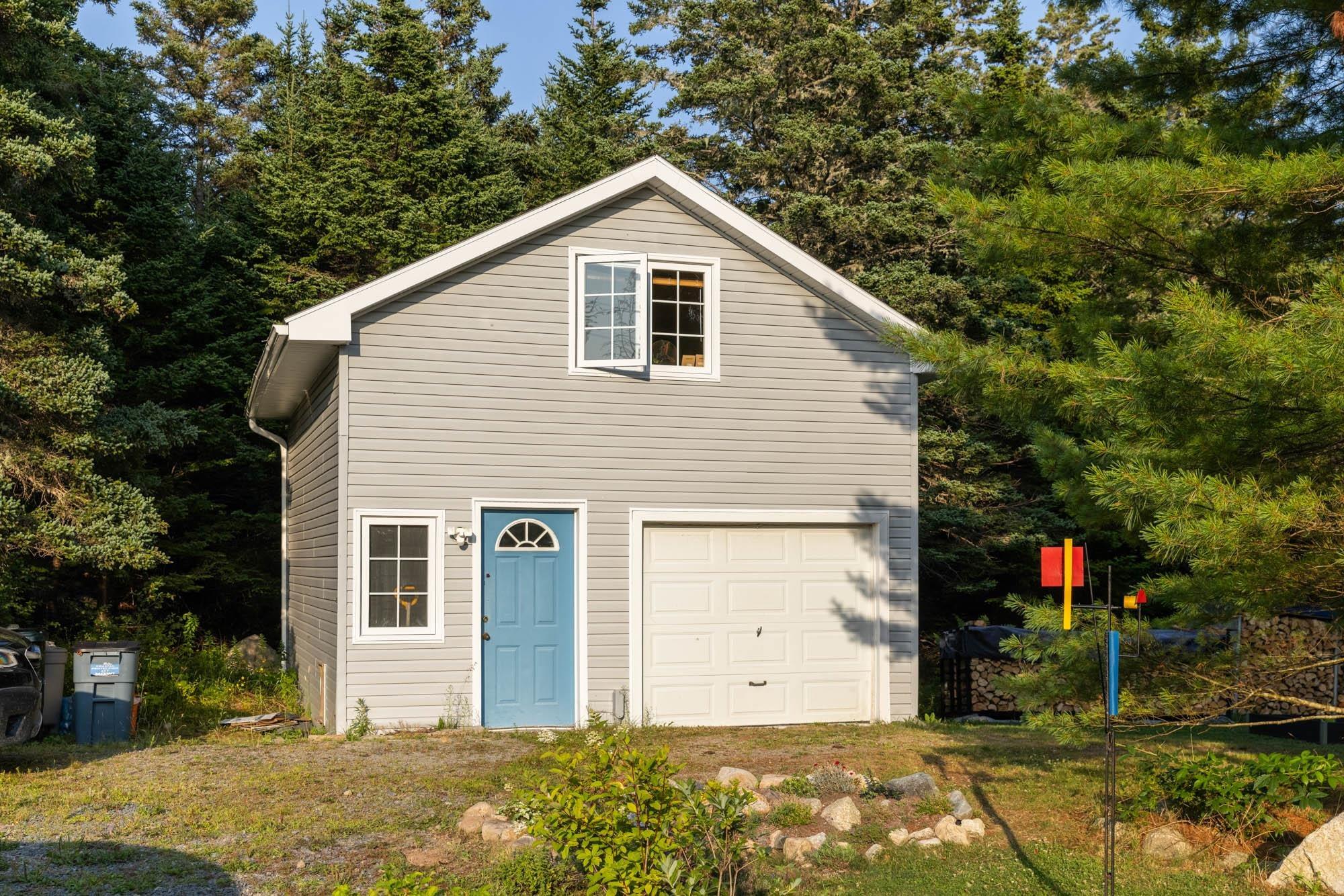 $850,000.00: 8748 Peggys Cove Road, Indian Harbour