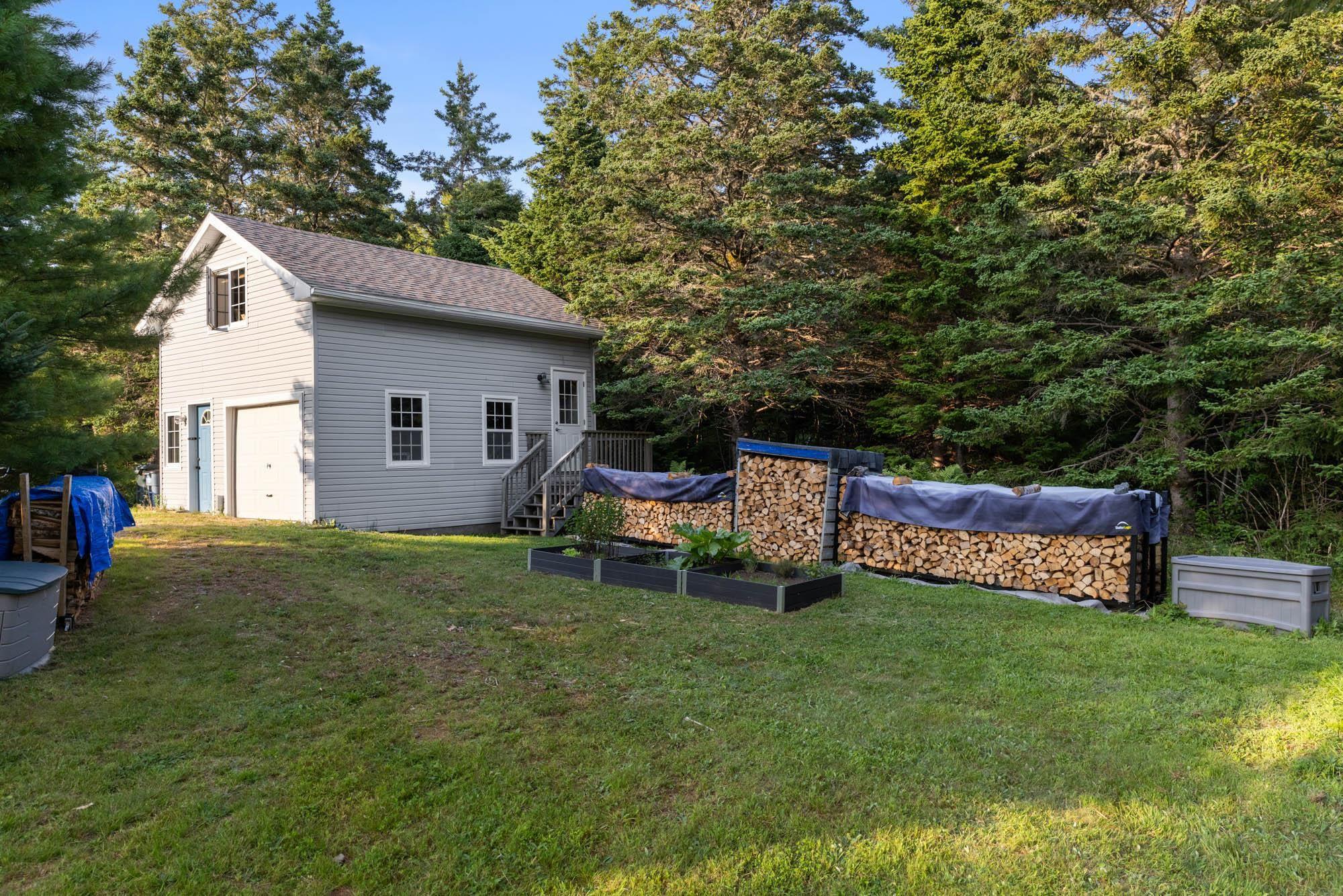 $850,000.00: 8748 Peggys Cove Road, Indian Harbour