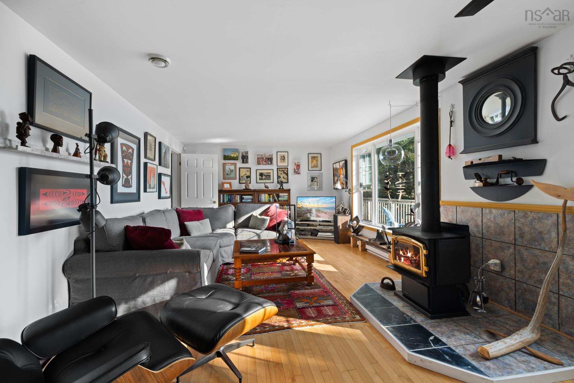 $850,000.00: 8748 Peggys Cove Road, Indian Harbour