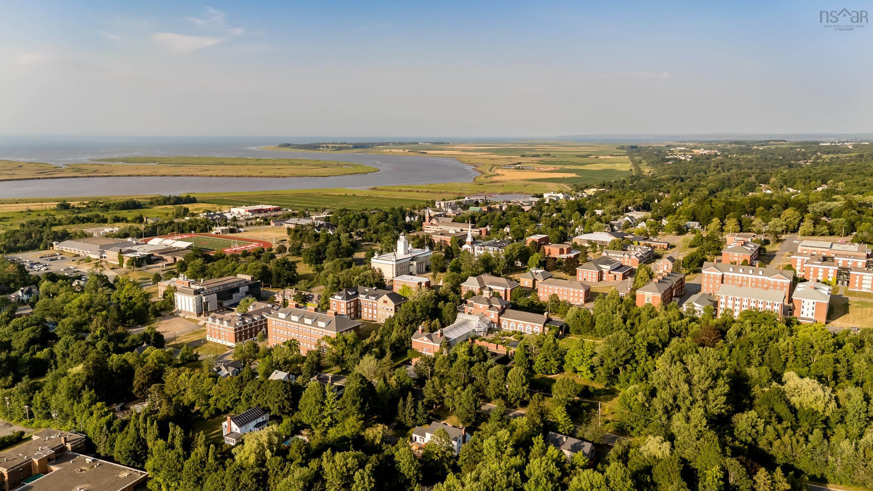 $1,050,000.00: 22 Westwood Avenue, Wolfville