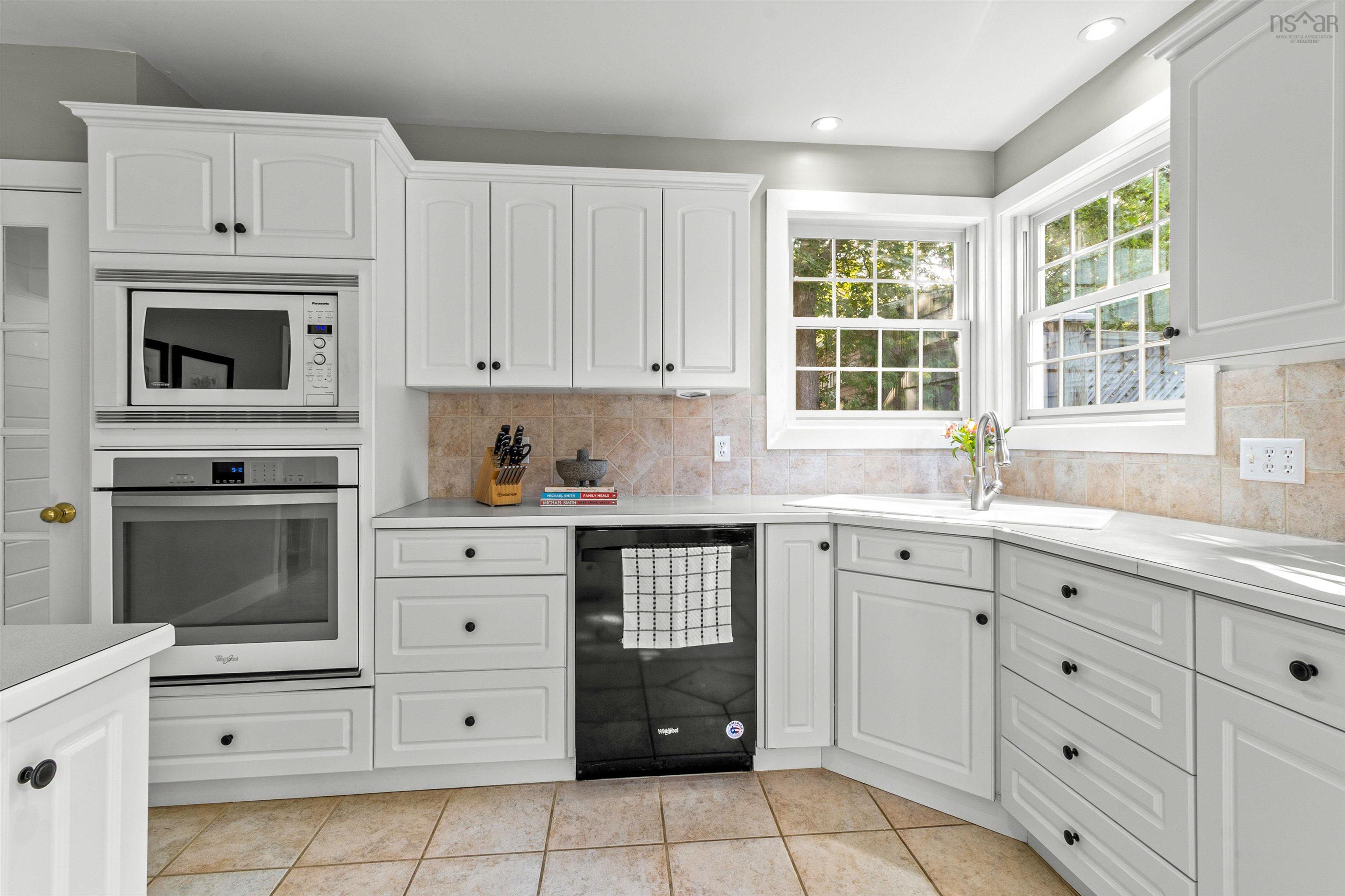 $1,050,000.00: 22 Westwood Avenue, Wolfville