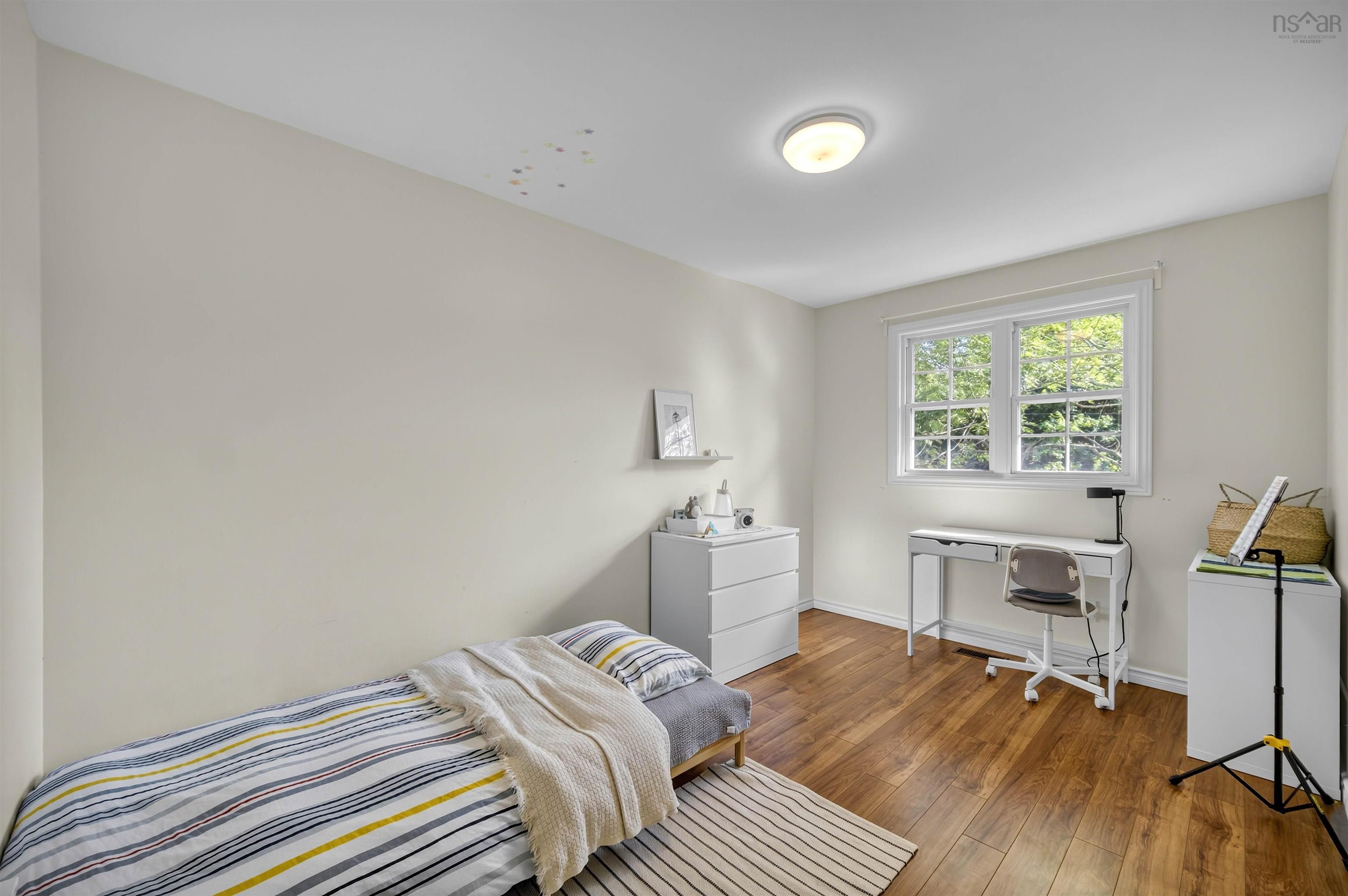 $525,000.00: 24 Colby Drive, Colby Village