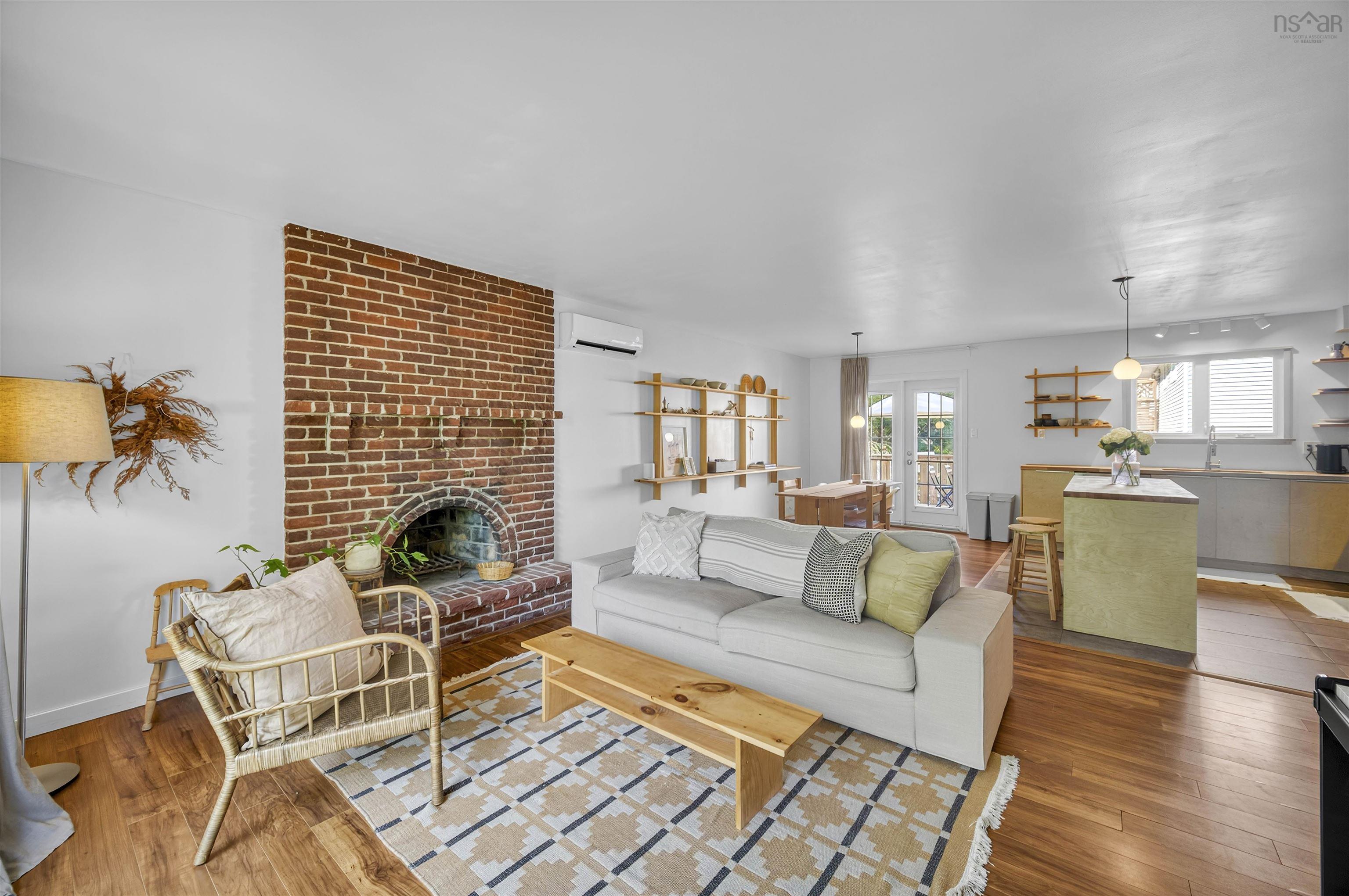 $525,000.00: 24 Colby Drive, Colby Village