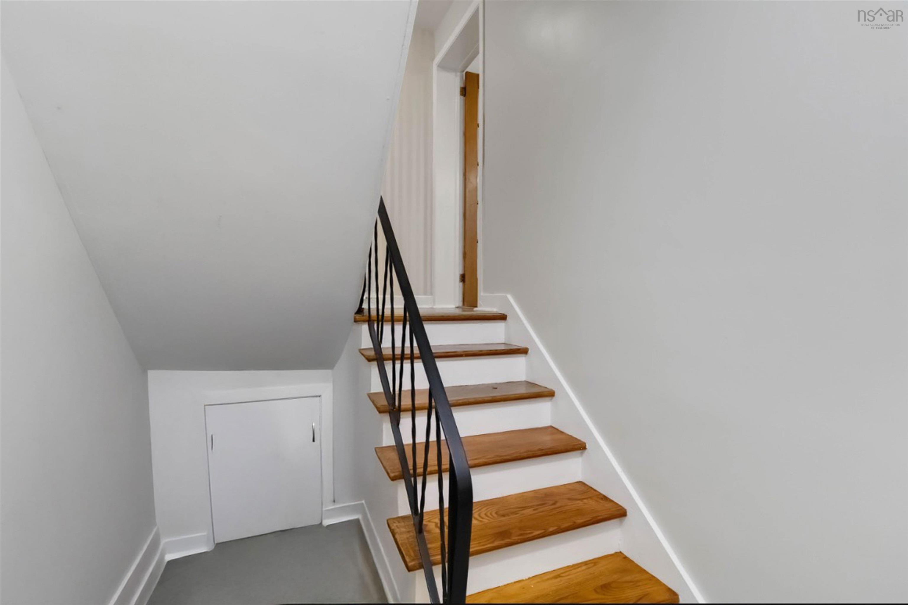 10 Oakburn Court, Halifax, NS (MLS 202520541)