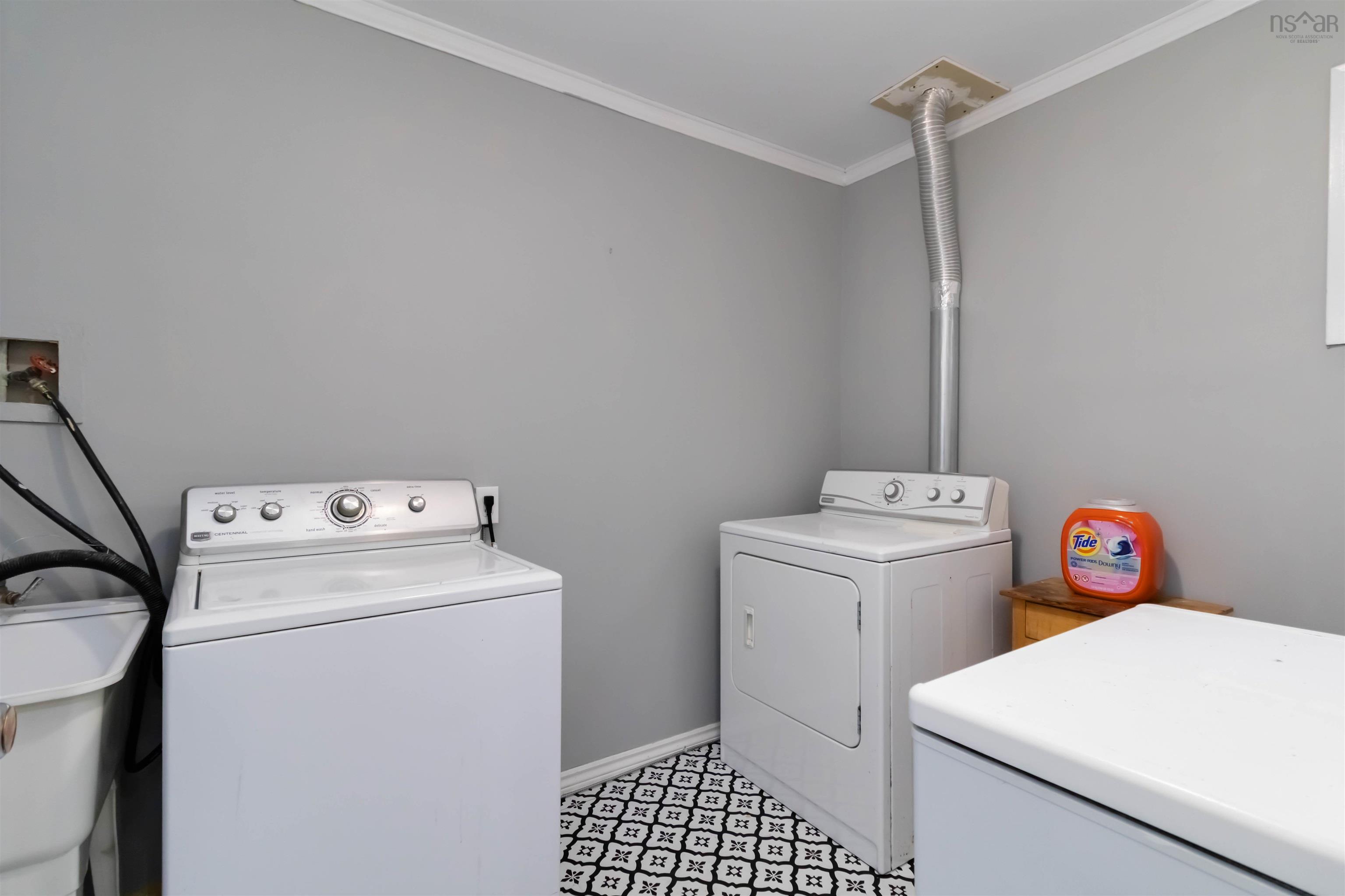 10 Oakburn Court, Halifax, NS (MLS 202520541)