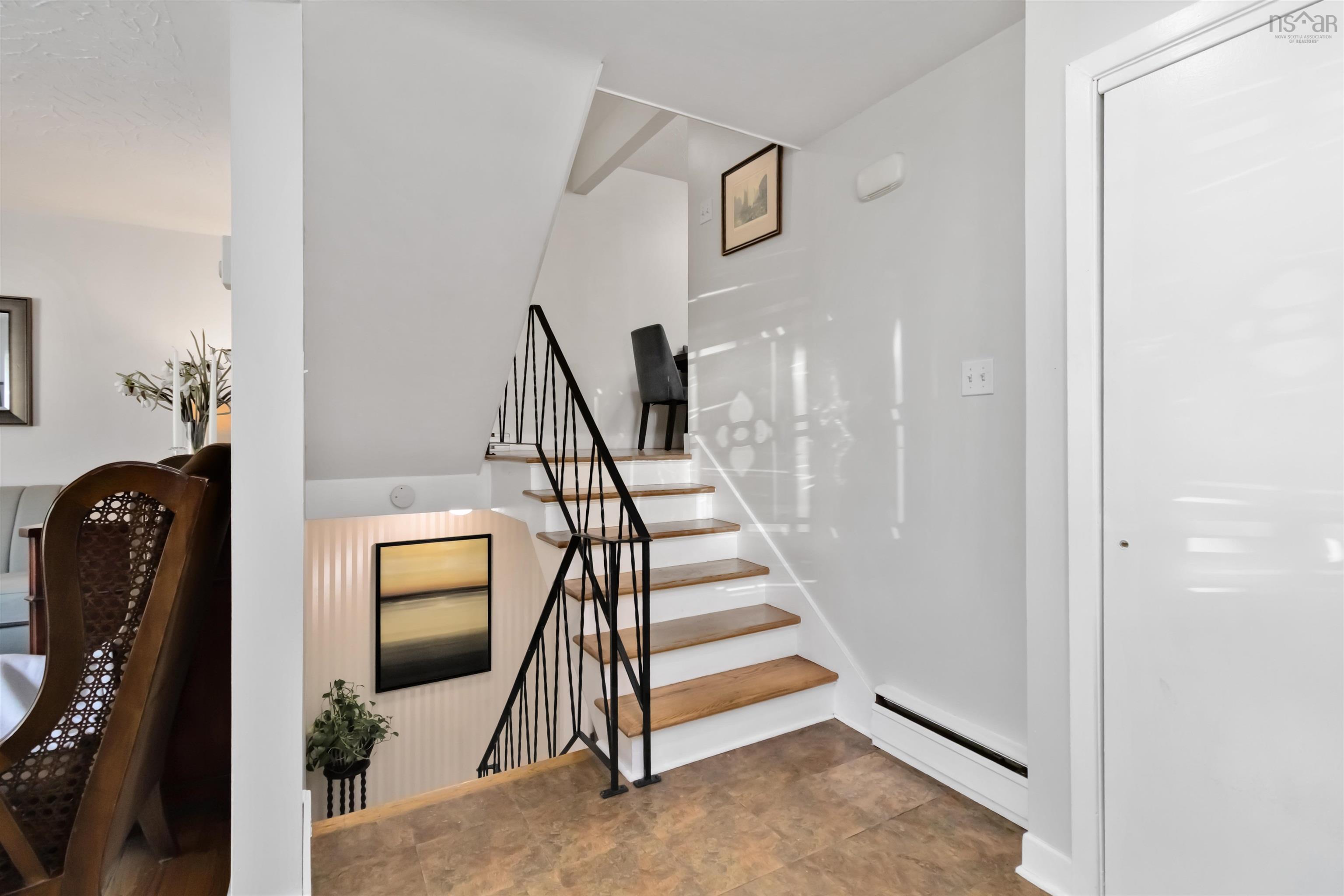 10 Oakburn Court, Halifax, NS (MLS 202520541)