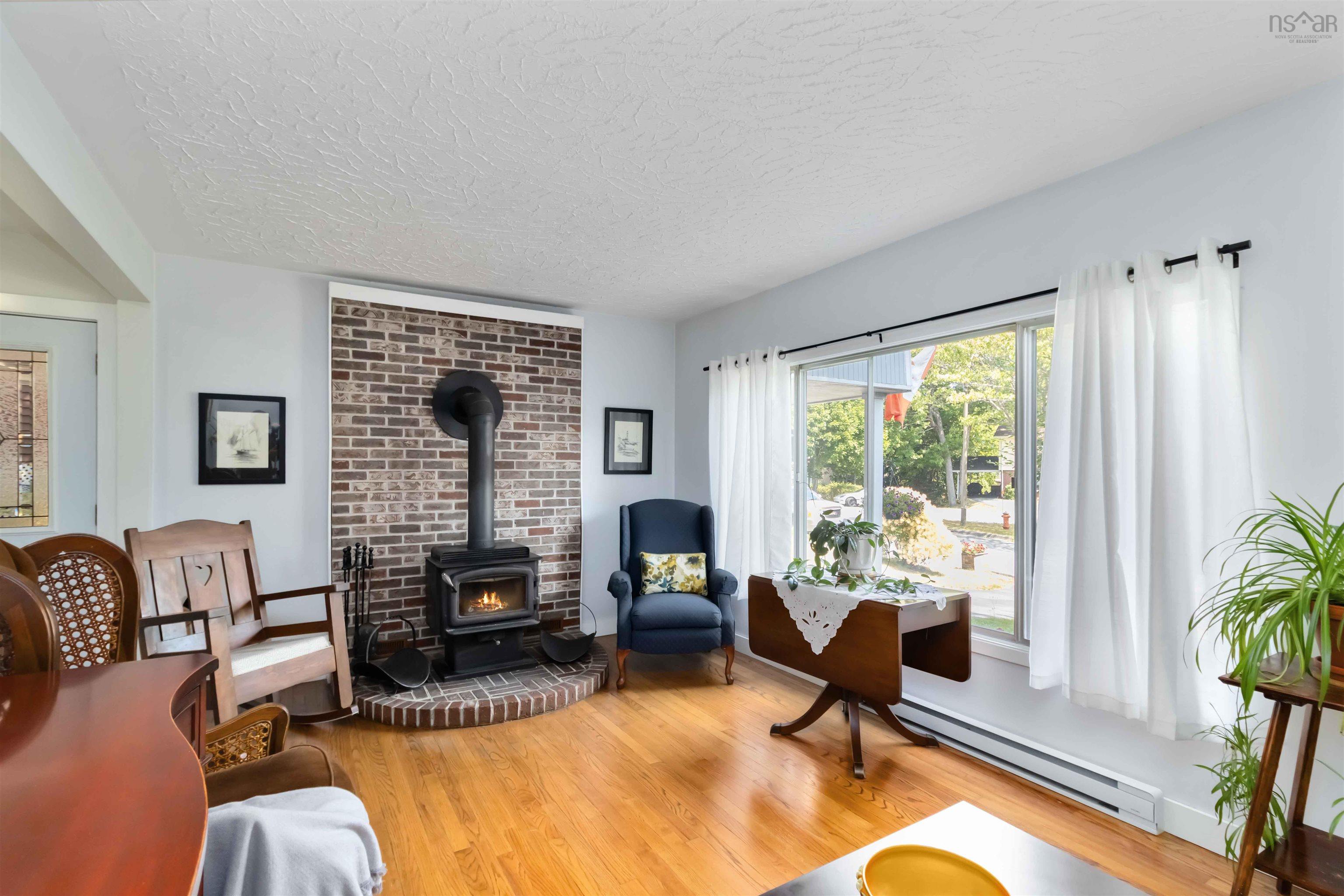 10 Oakburn Court, Halifax, NS (MLS 202520541)