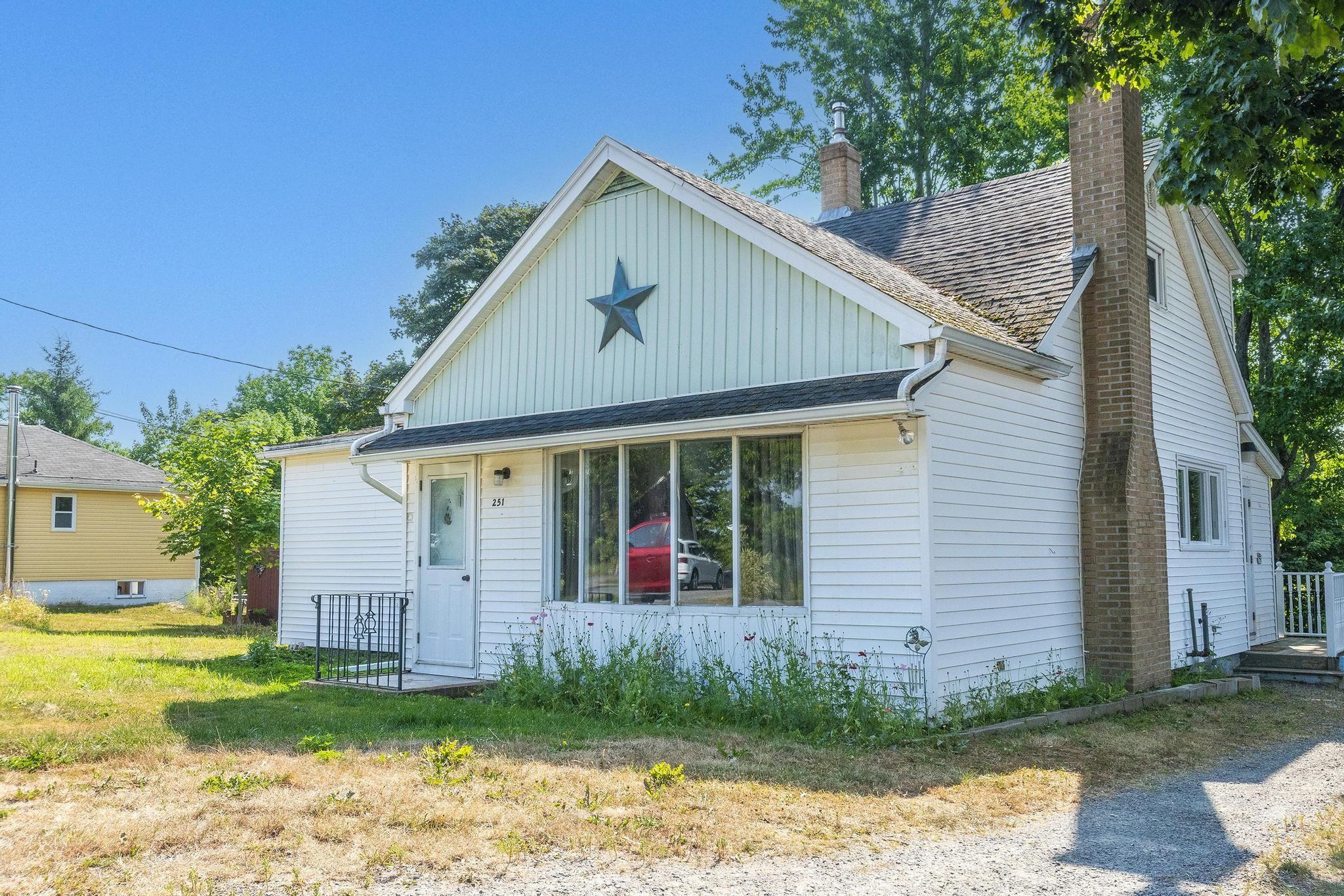 $329,900.00: 251 Town Road, Falmouth