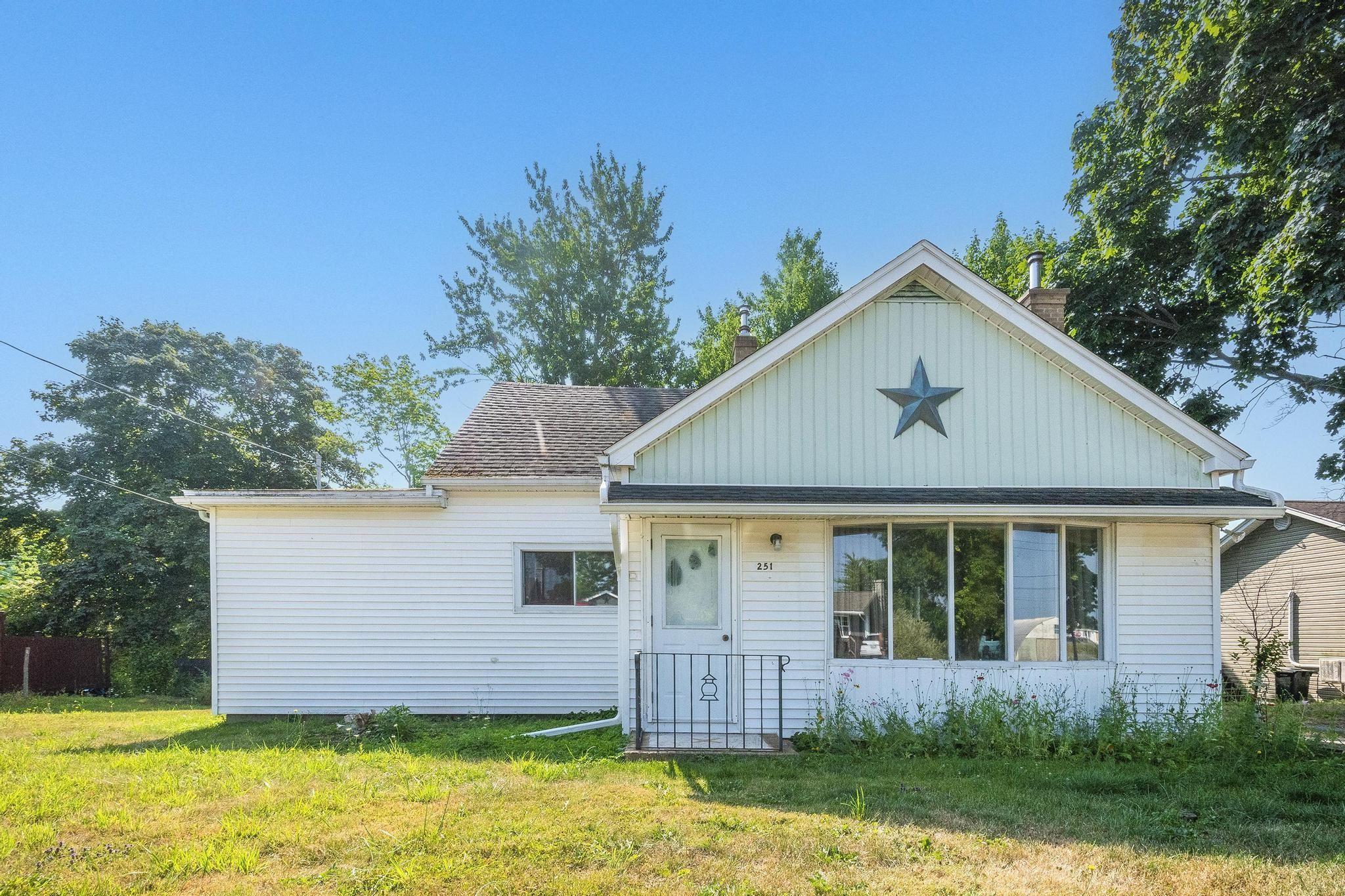 $329,900.00: 251 Town Road, Falmouth