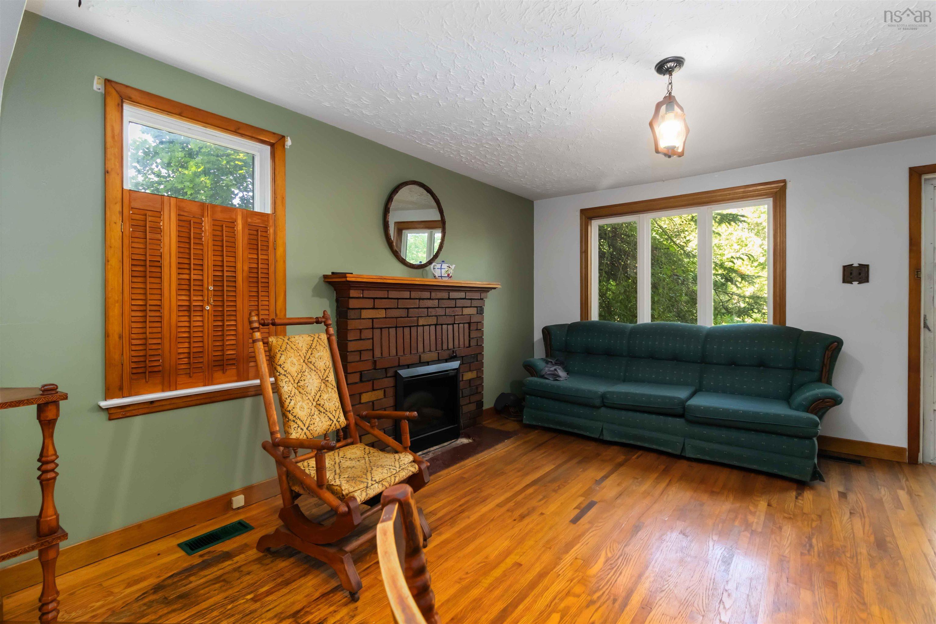 $425,000.00: 182 Caledonia Road, Dartmouth