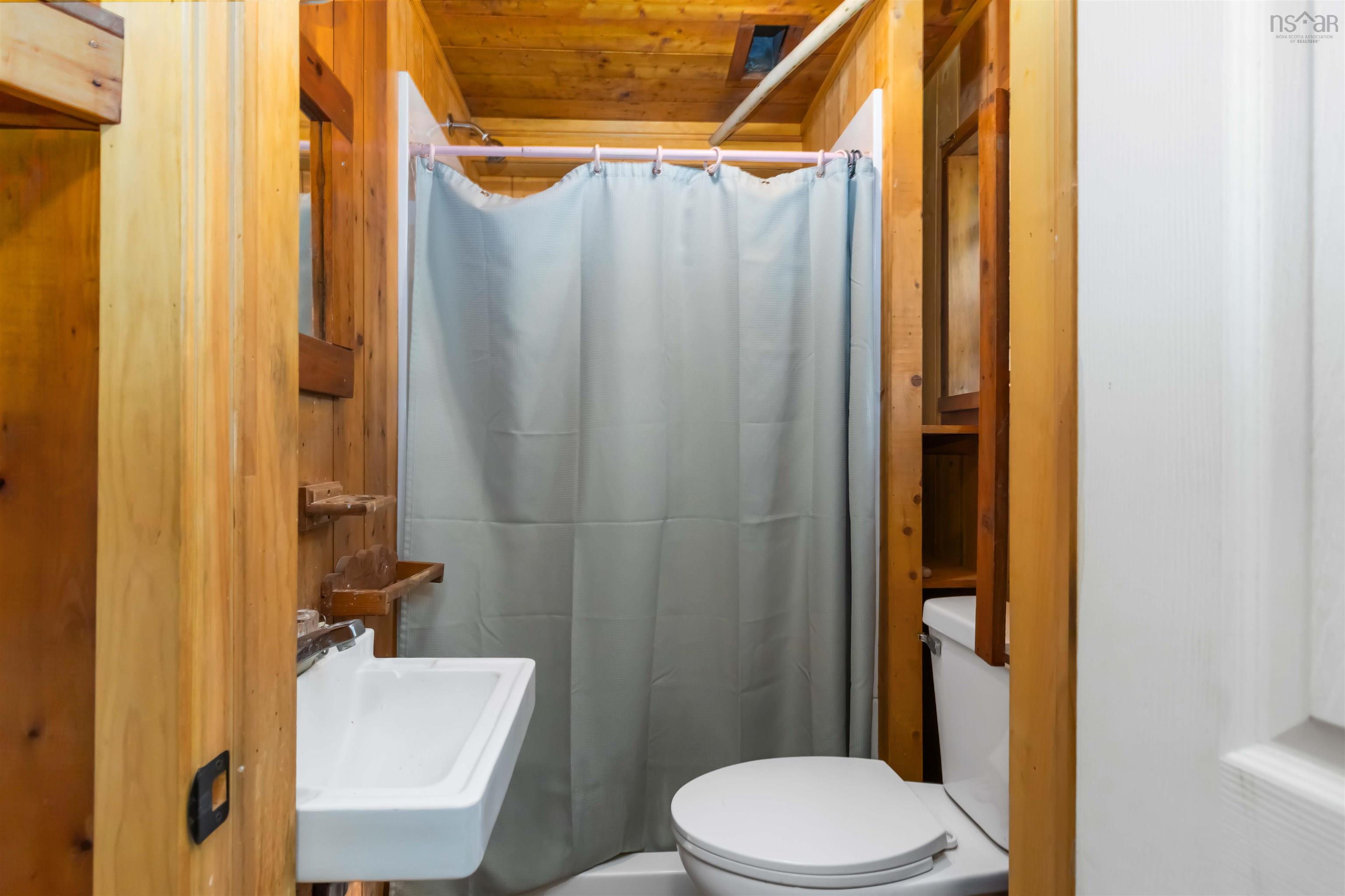 $425,000.00: 182 Caledonia Road, Dartmouth