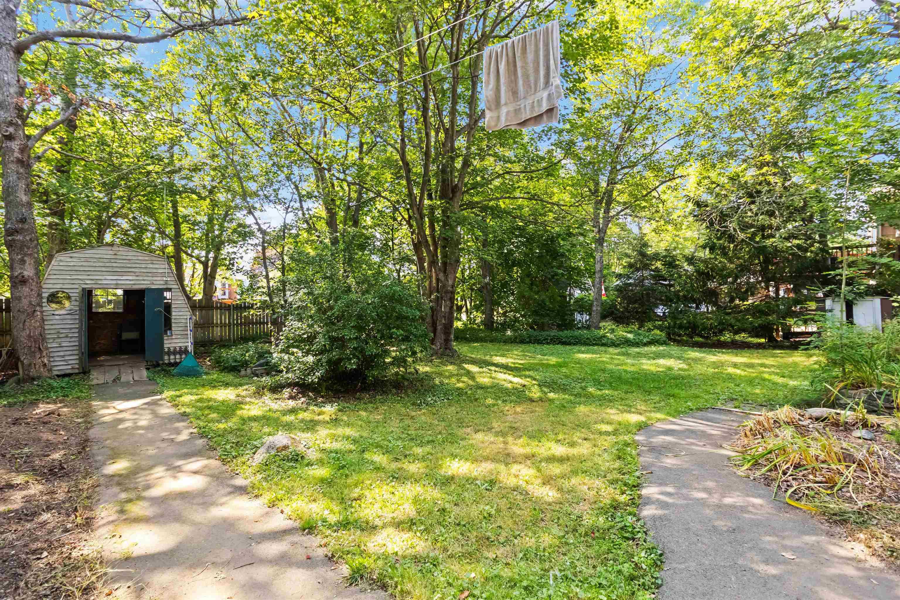 $425,000.00: 182 Caledonia Road, Dartmouth