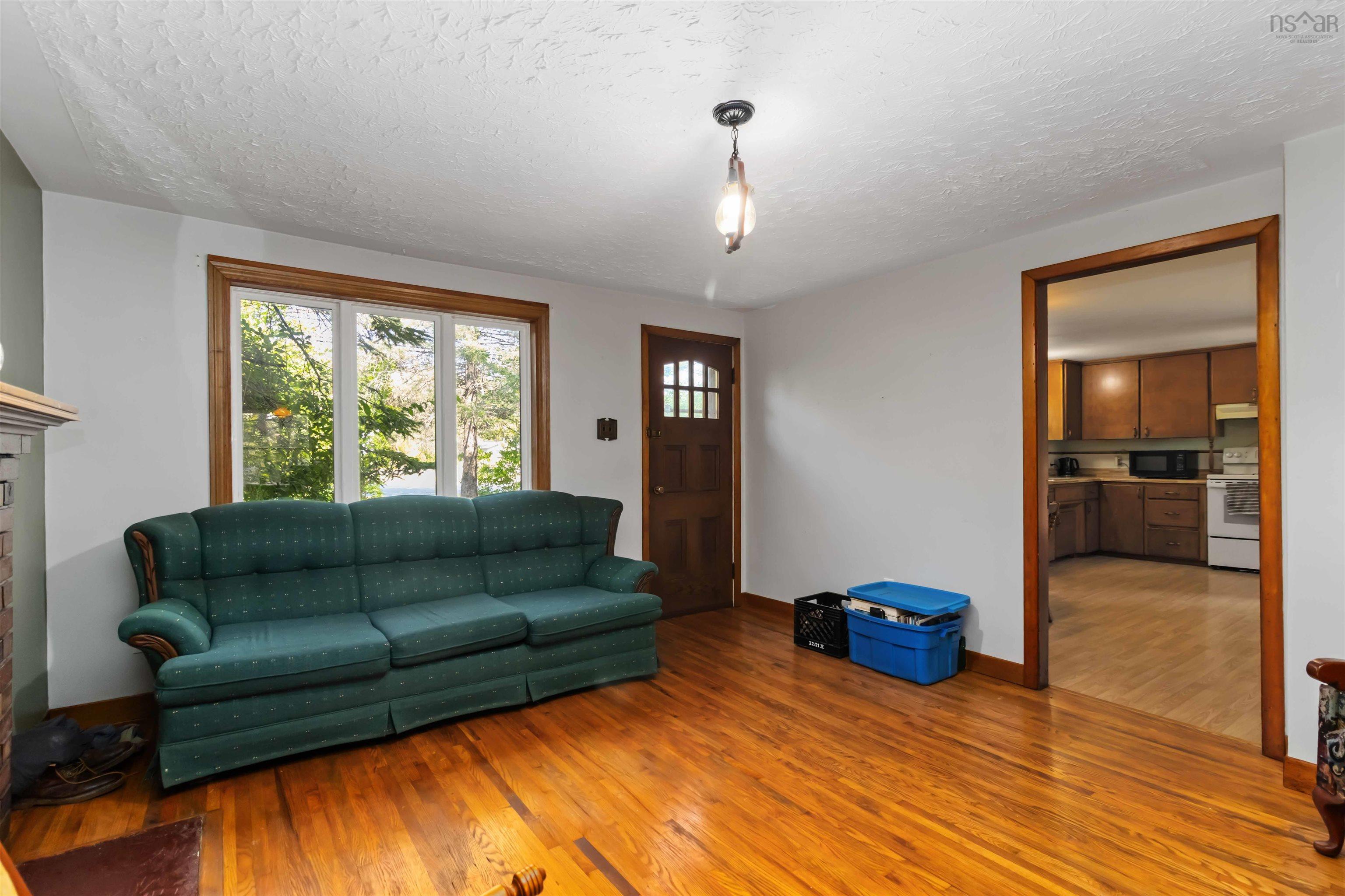 $425,000.00: 182 Caledonia Road, Dartmouth