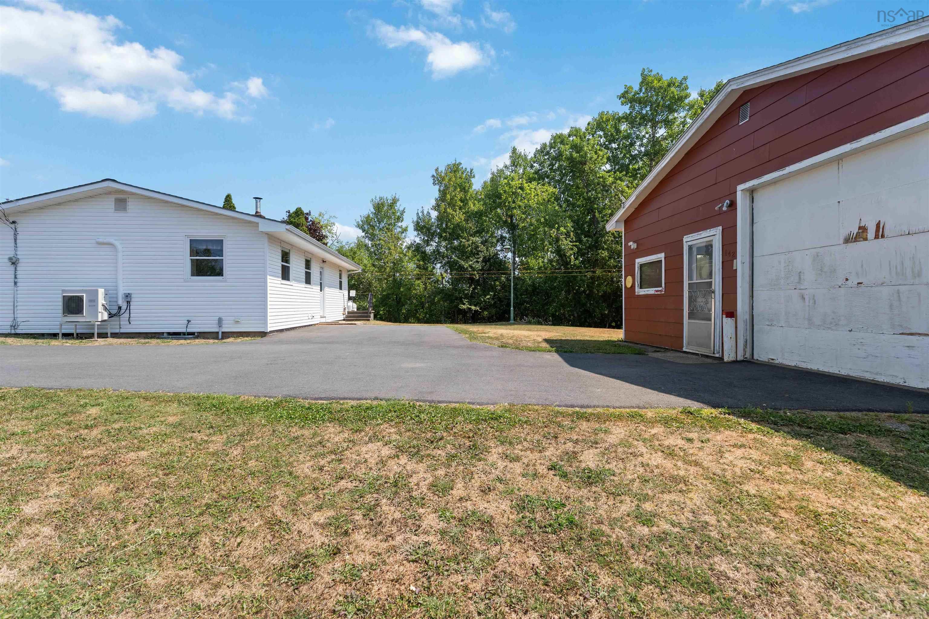 $389,900.00: 142 Old Halifax Road W, Three Mile Plains