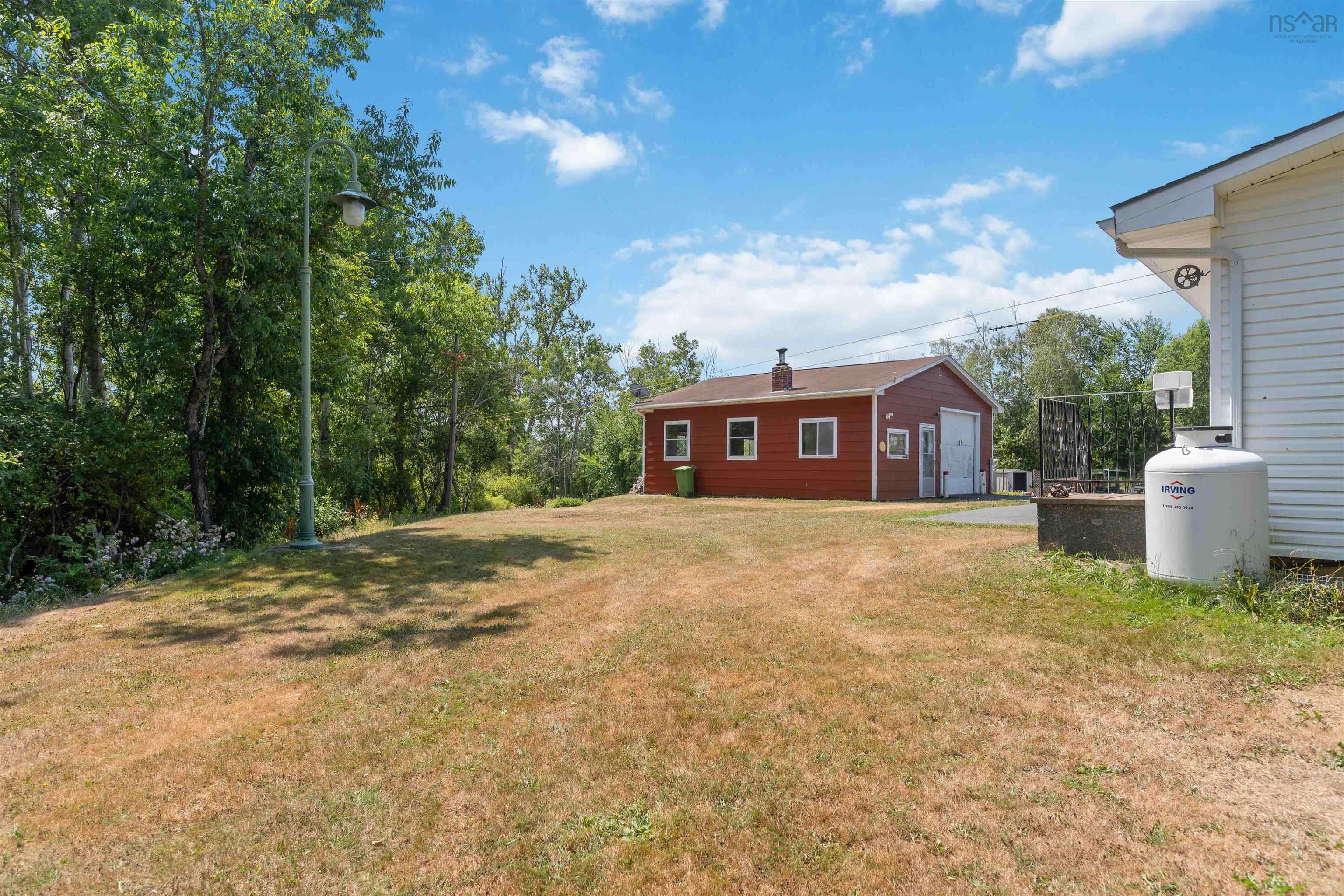 $389,900.00: 142 Old Halifax Road W, Three Mile Plains