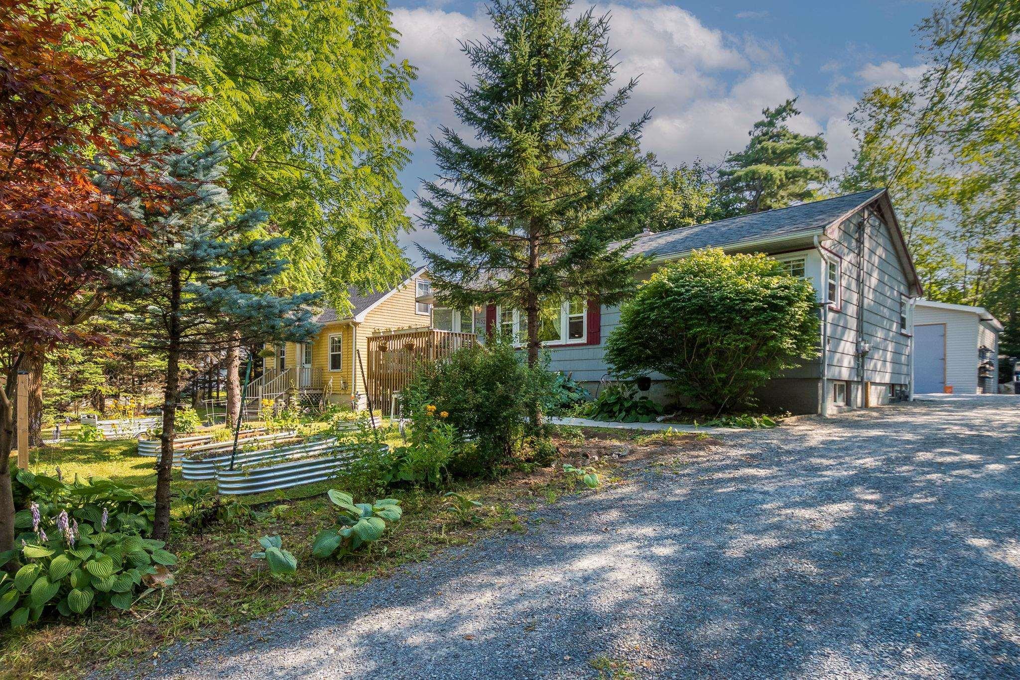 $499,900.00: 2152 St. Margarets Bay Road, Timberlea