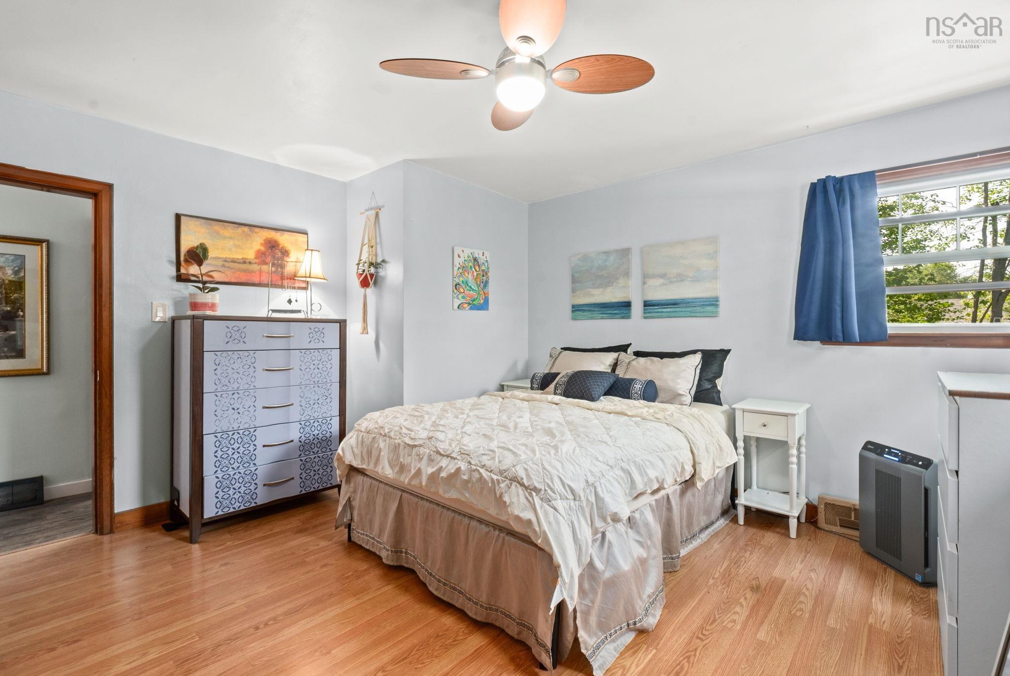 $499,900.00: 2152 St. Margarets Bay Road, Timberlea