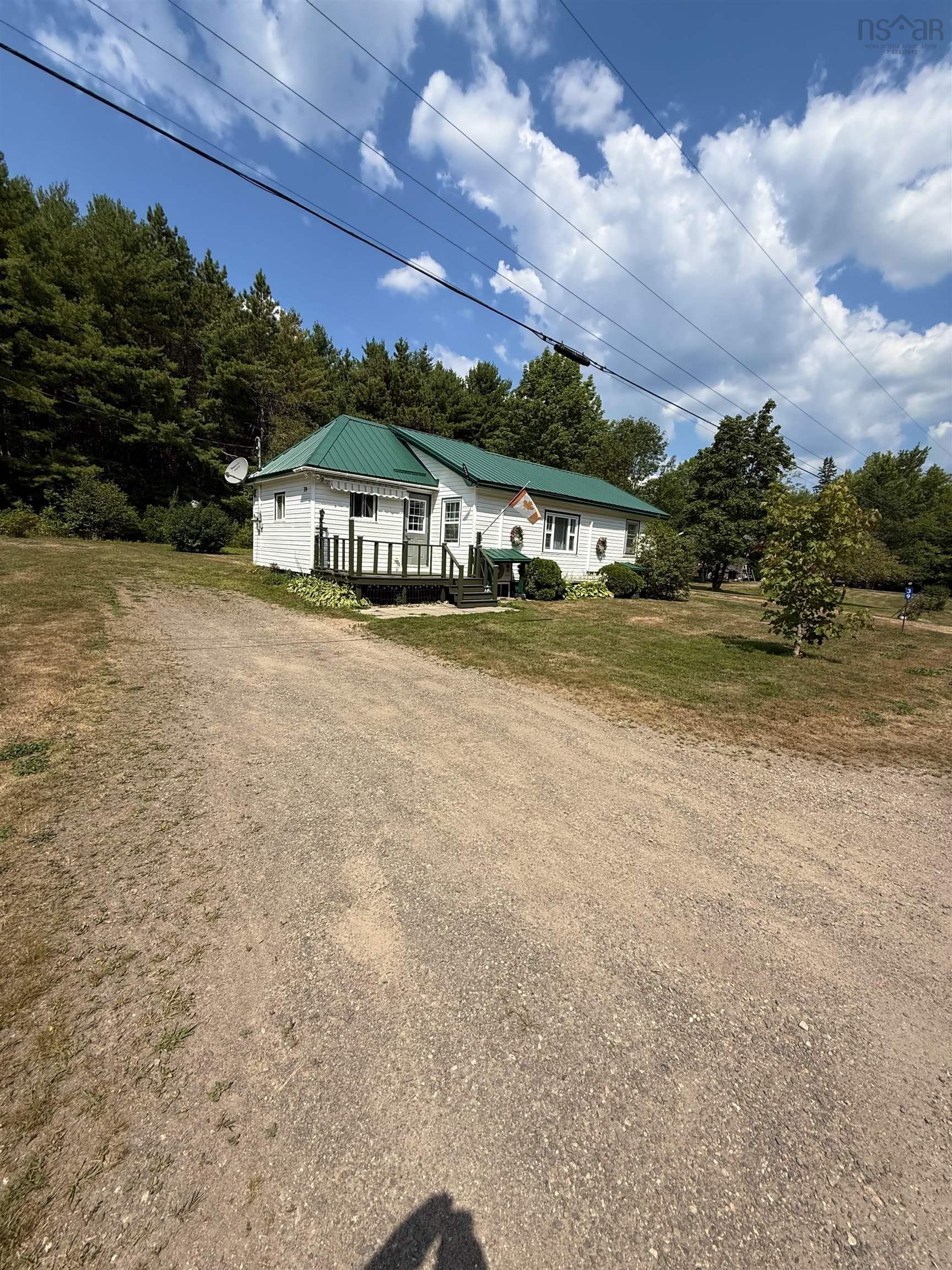 $169,000.00: 39 Sawdust Road, Springfield