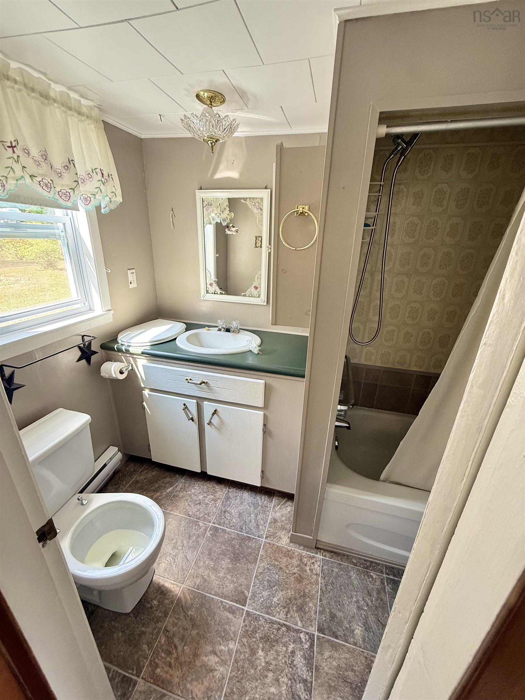 $169,000.00: 39 Sawdust Road, Springfield