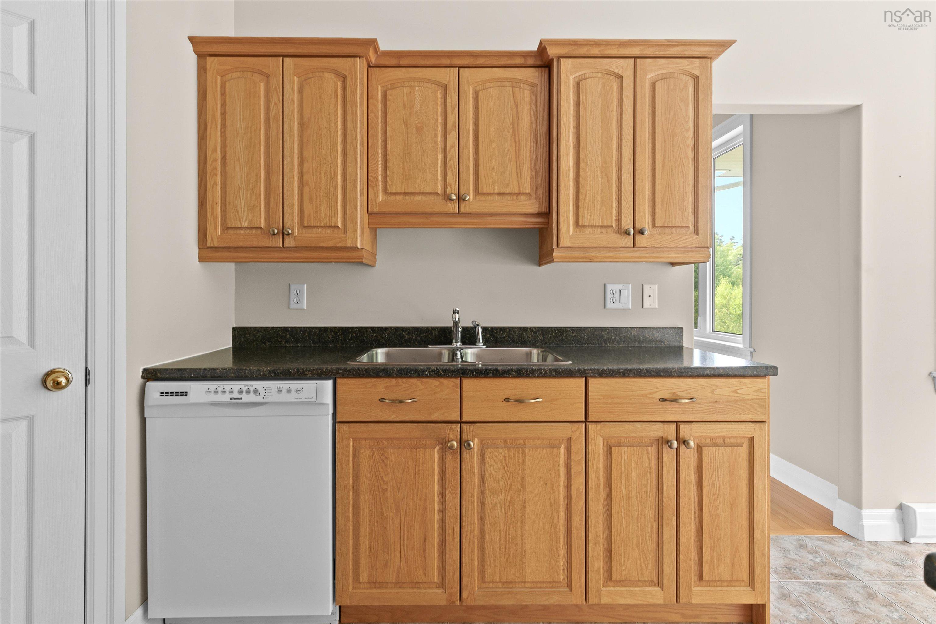 314 Portland Hills Drive, Dartmouth, NS (MLS 202520563)