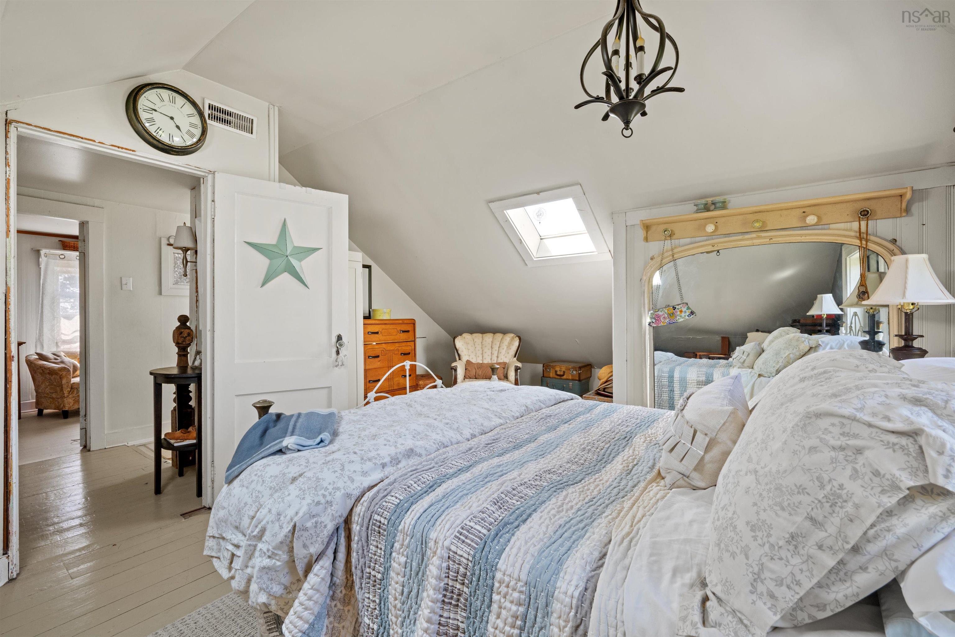 $245,000.00: 10293 Highway 7, Oyster Pond