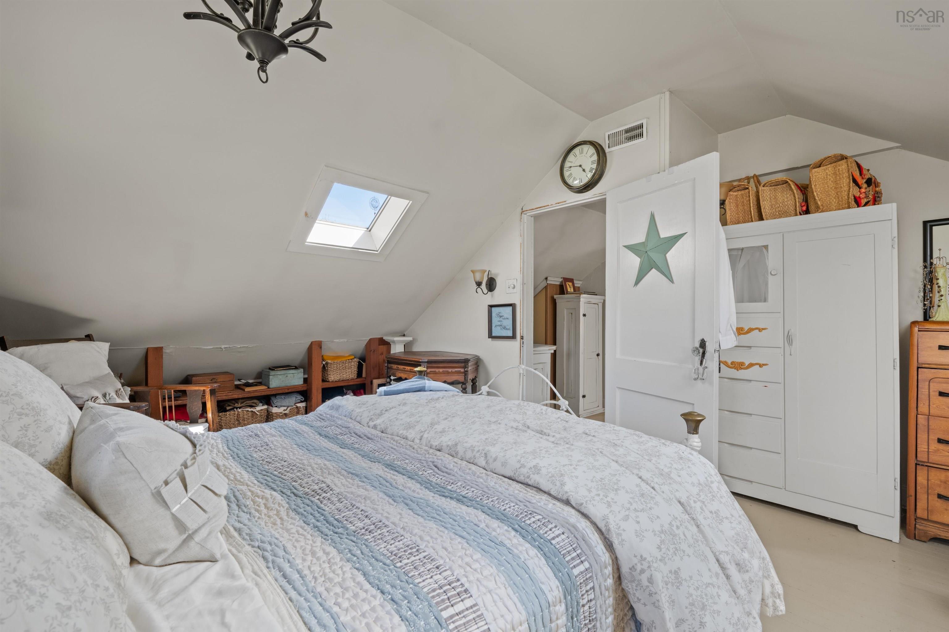 $245,000.00: 10293 Highway 7, Oyster Pond