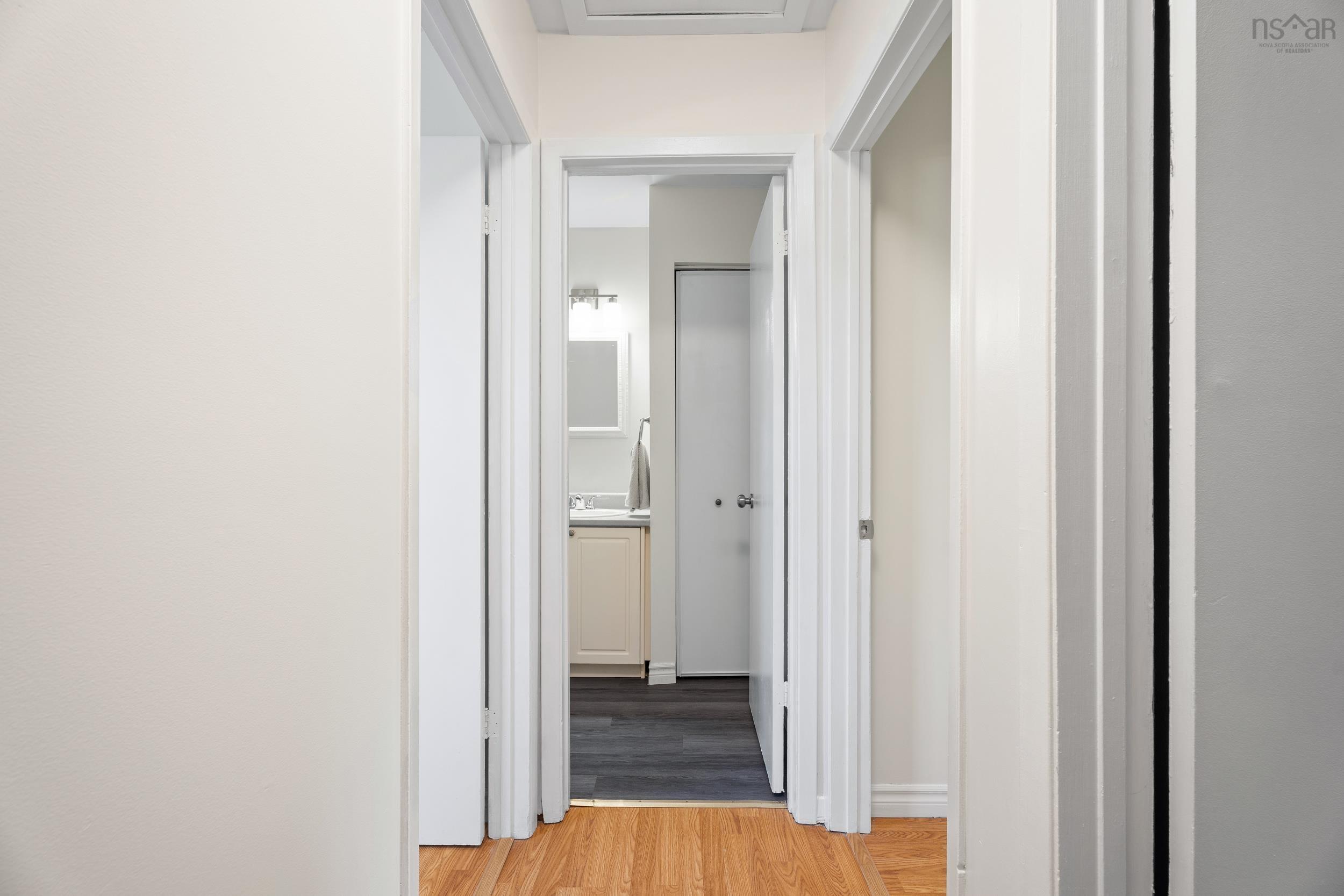 $374,900.00: 37 Circassion Drive, Dartmouth