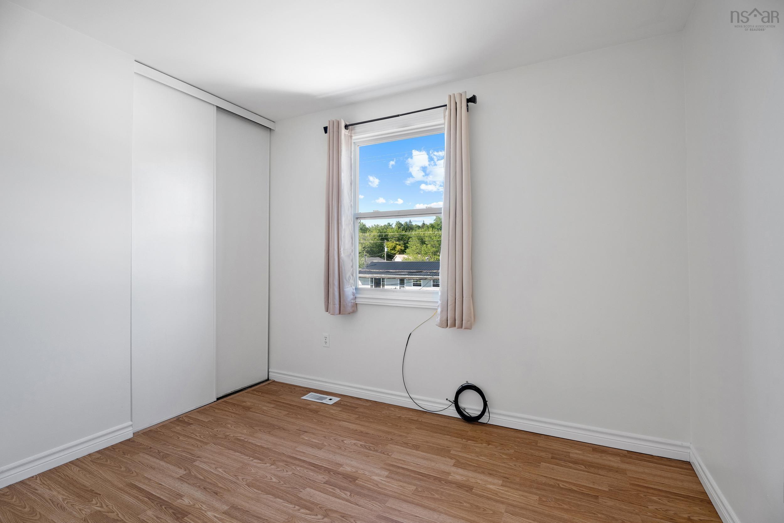 $374,900.00: 37 Circassion Drive, Dartmouth