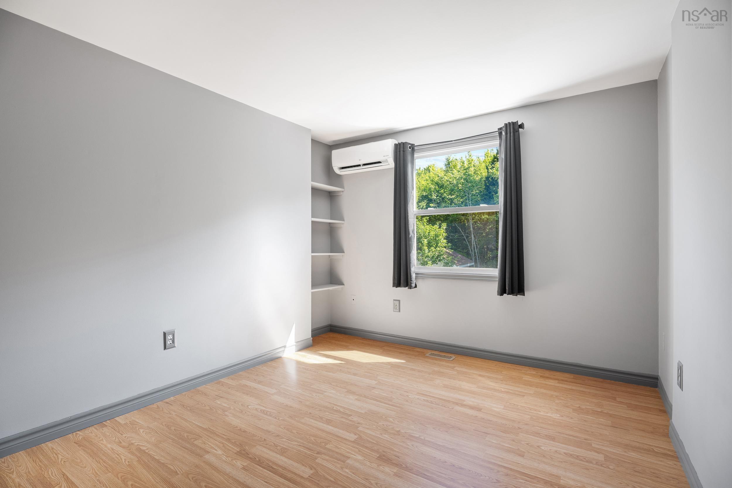 $374,900.00: 37 Circassion Drive, Dartmouth