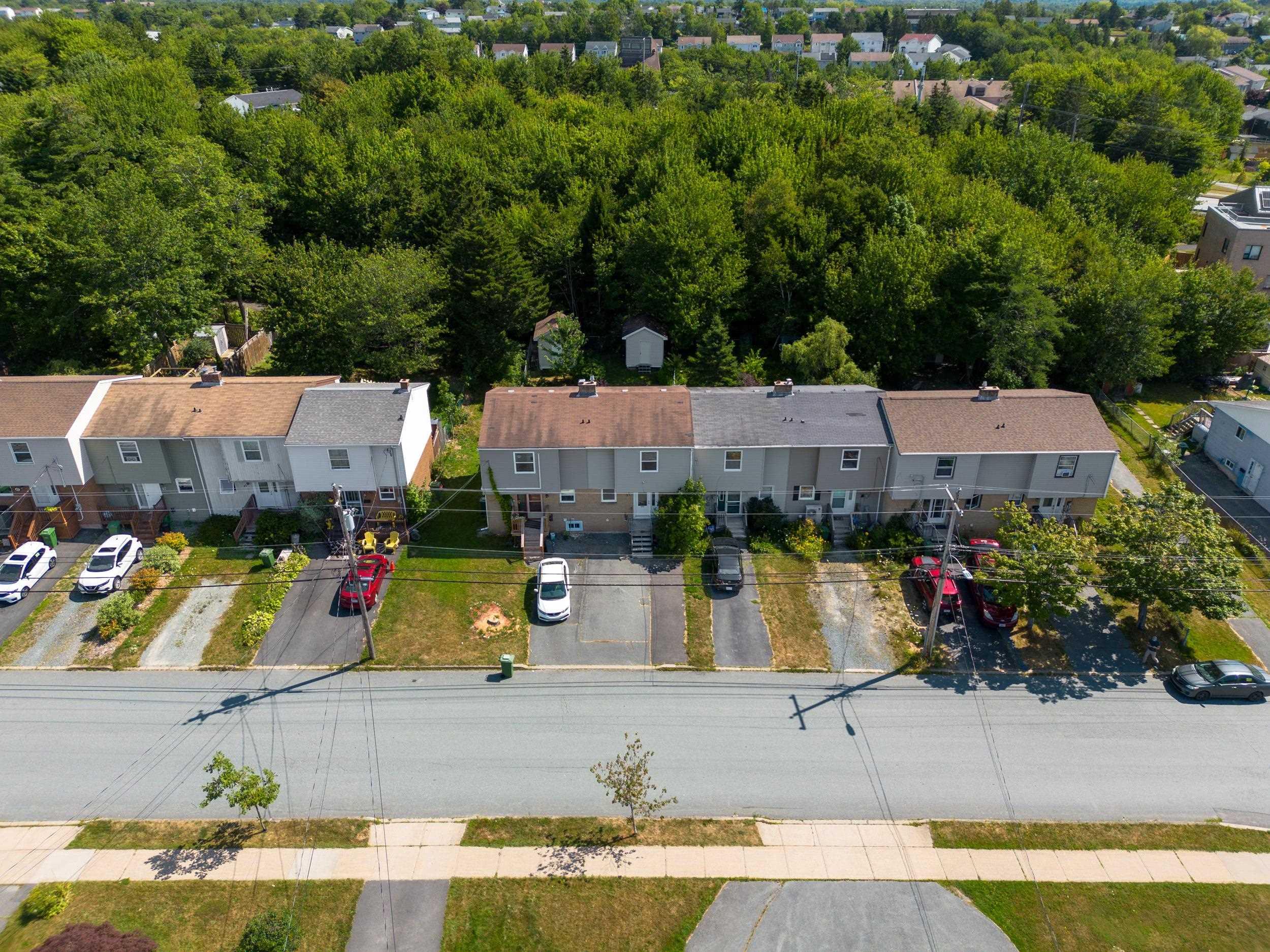 $374,900.00: 37 Circassion Drive, Dartmouth