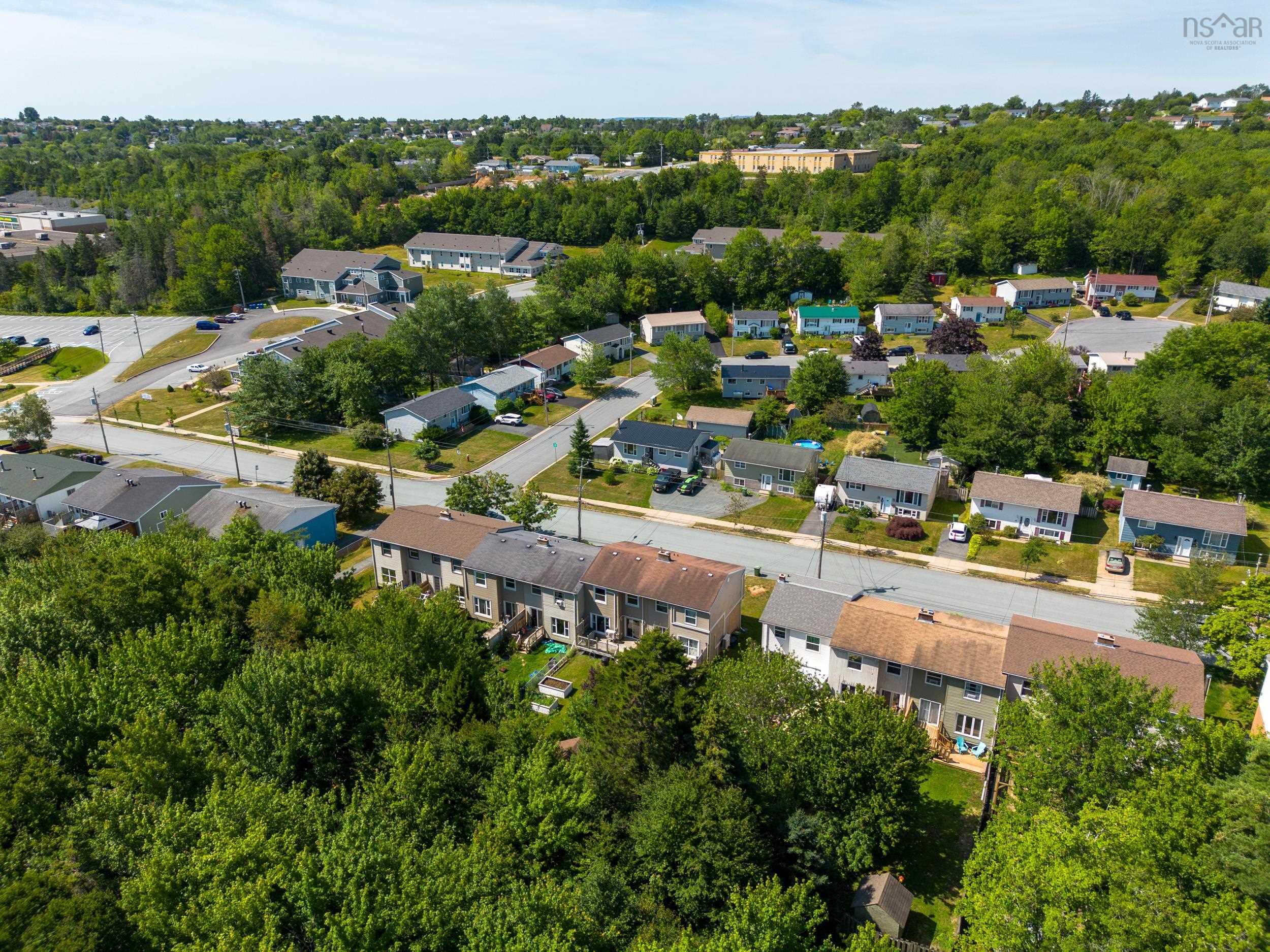 $374,900.00: 37 Circassion Drive, Dartmouth