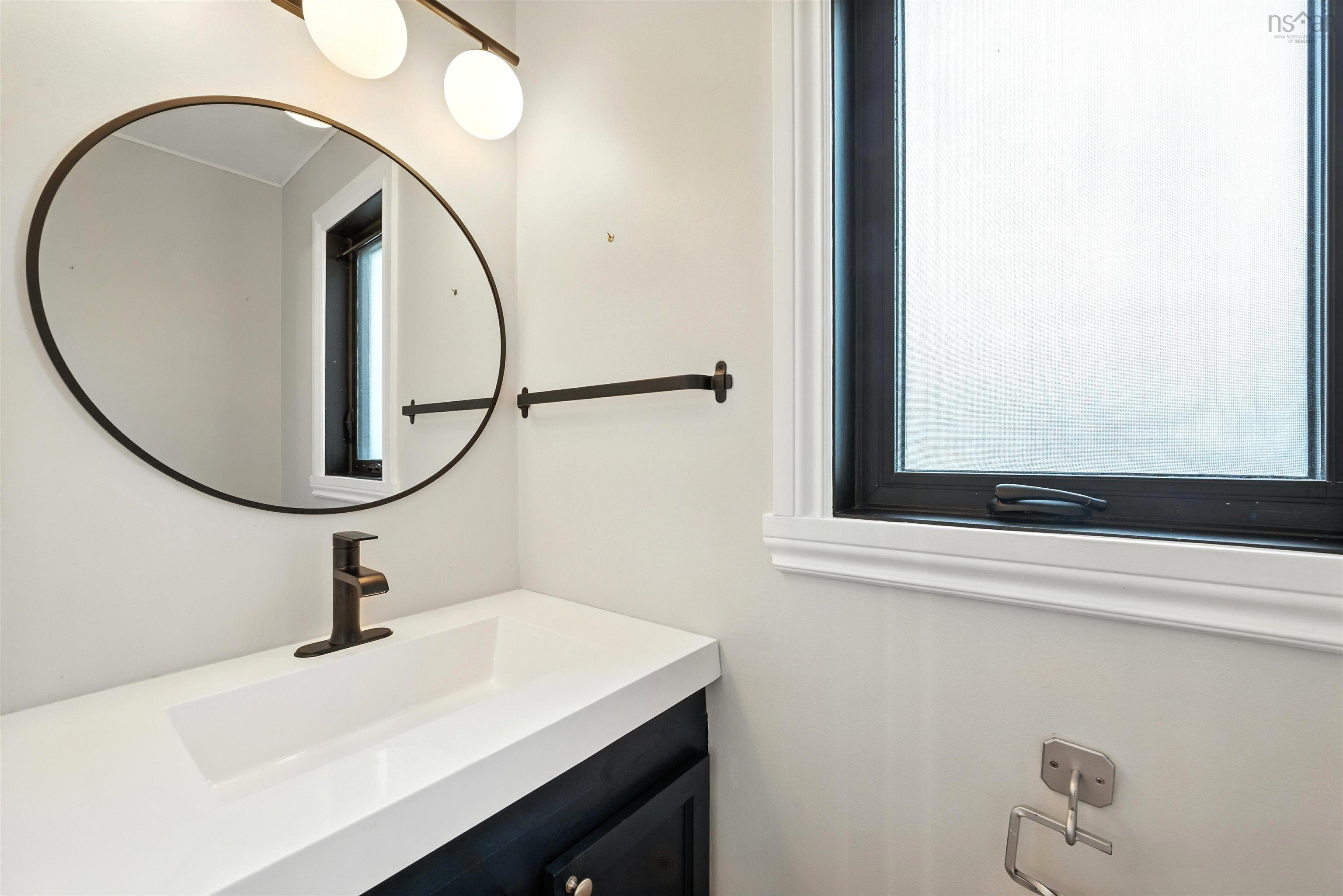 $509,900.00: 21 Lively Court, Bedford