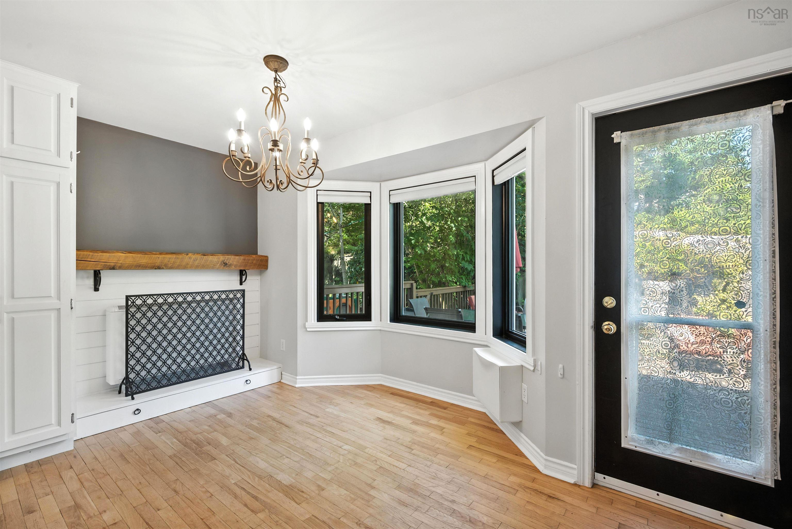 $509,900.00: 21 Lively Court, Bedford