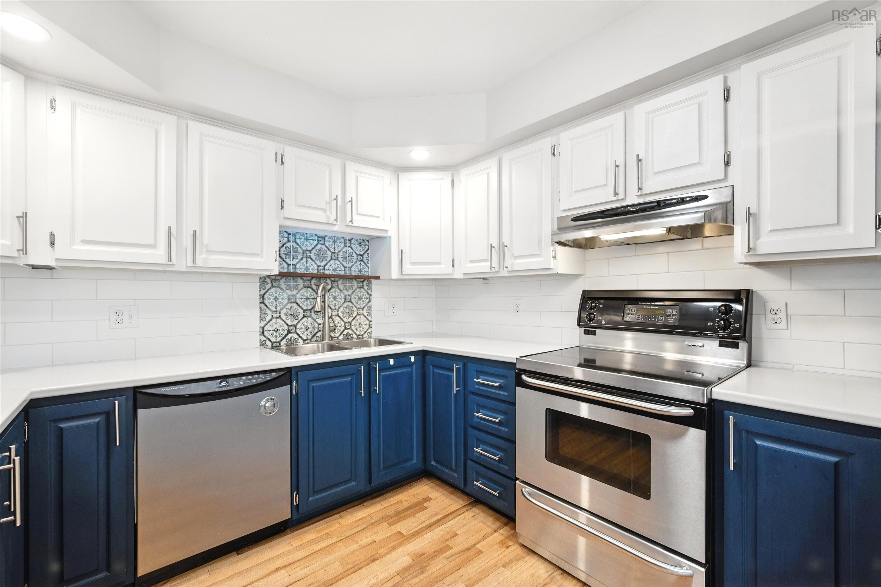 $509,900.00: 21 Lively Court, Bedford