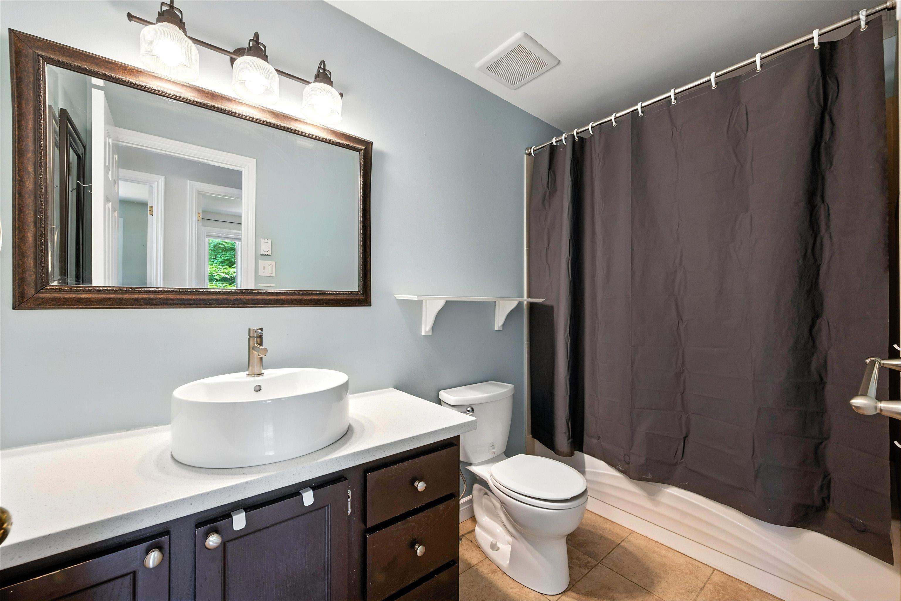 $509,900.00: 21 Lively Court, Bedford